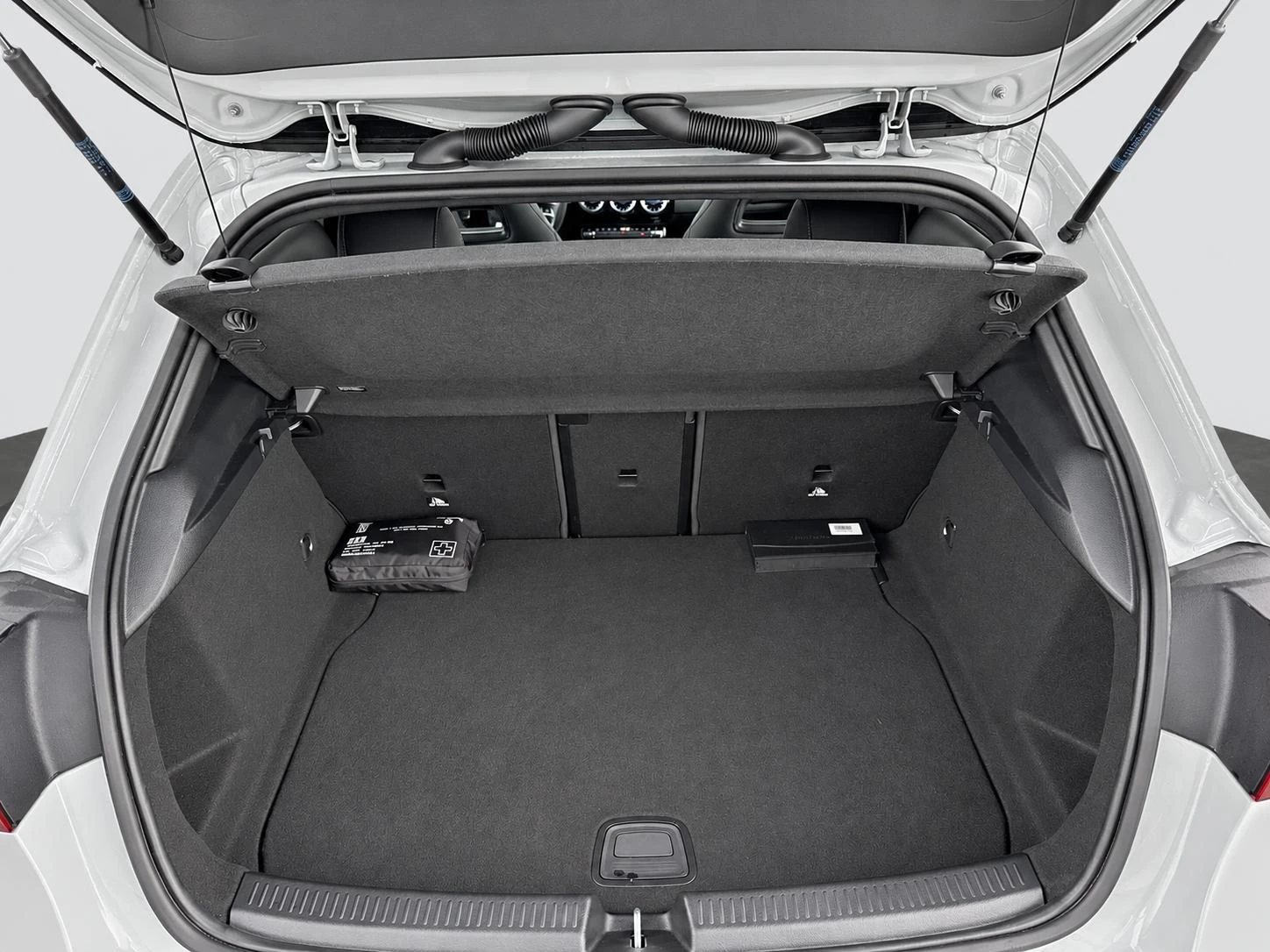 Mercedes-Benz-A-Klasse-image-6