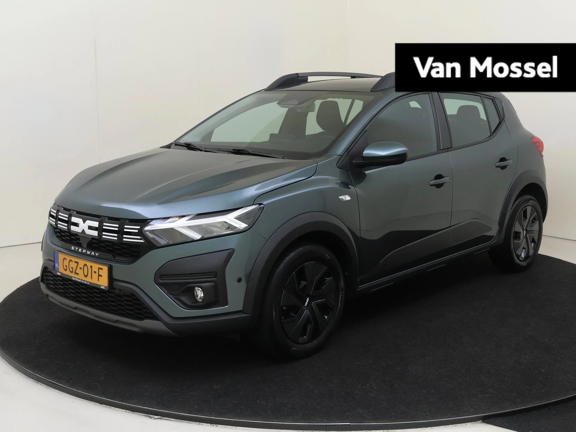 Dacia-Sandero Stepway-image-0