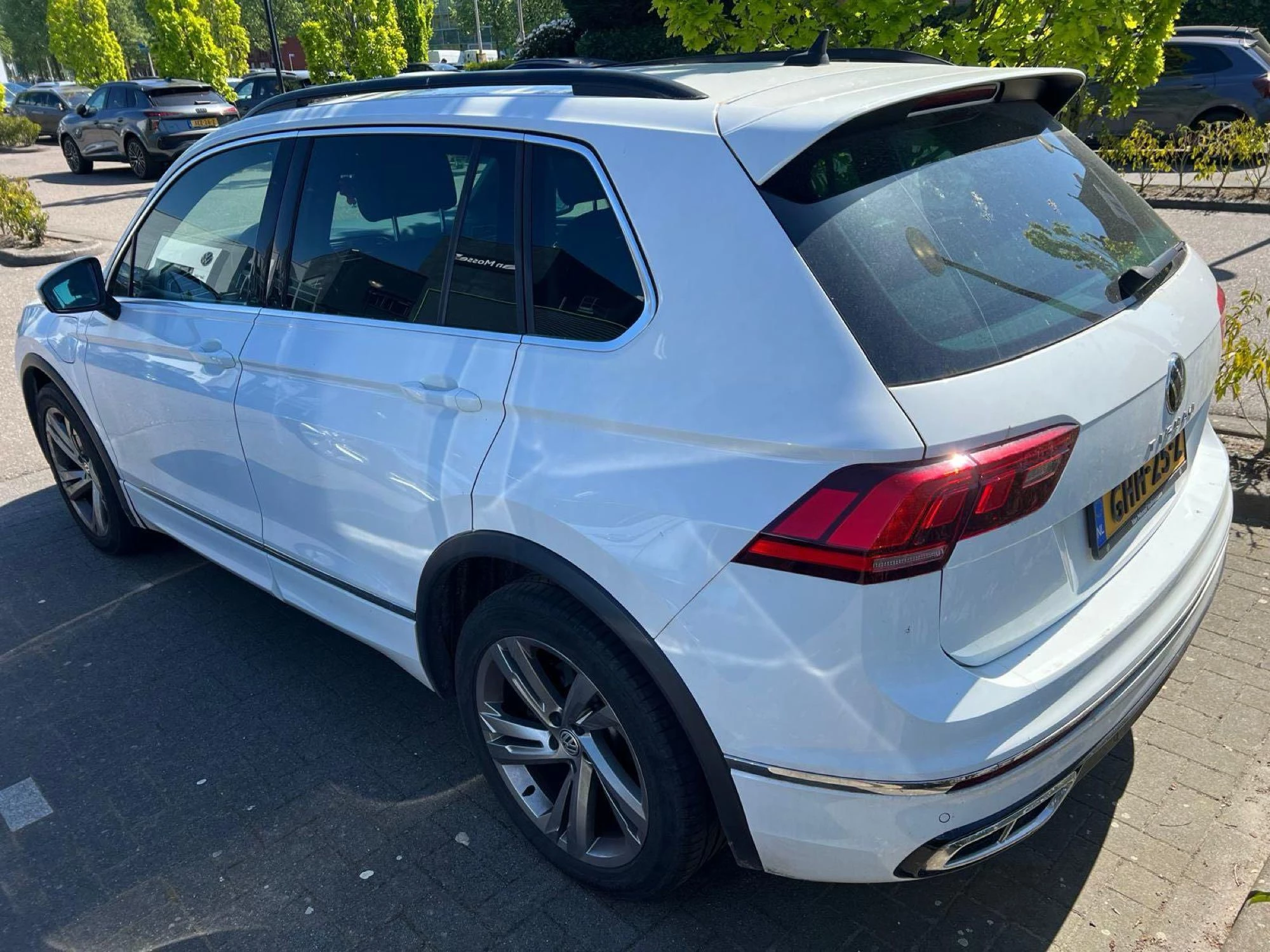 Volkswagen Tiguan 1.4 TSI eHybrid R-Line Business+