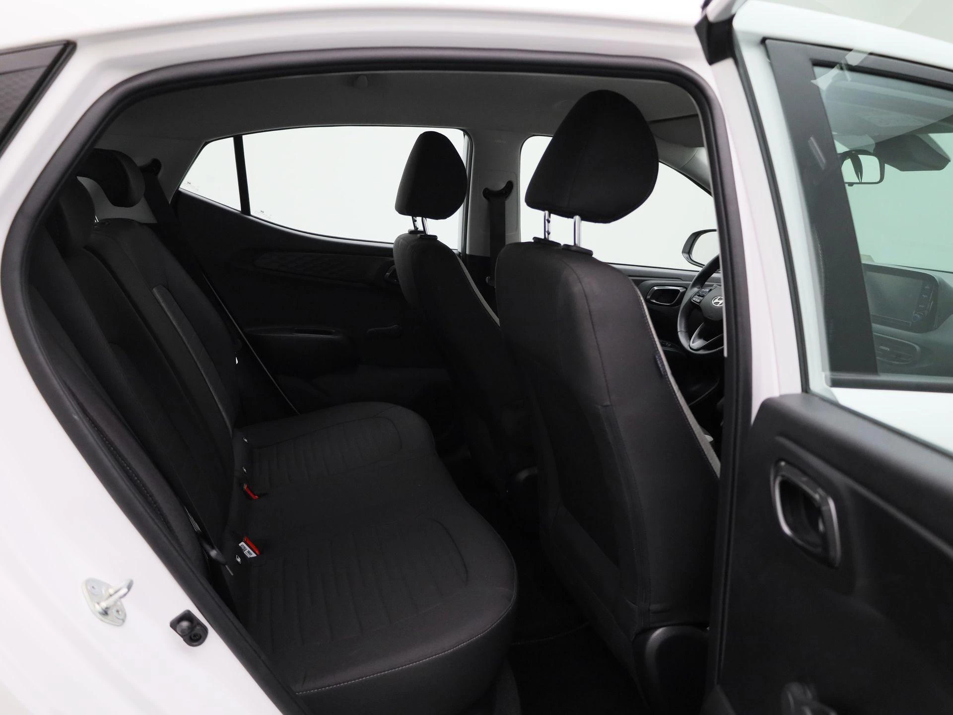 Hyundai-i10-image-28