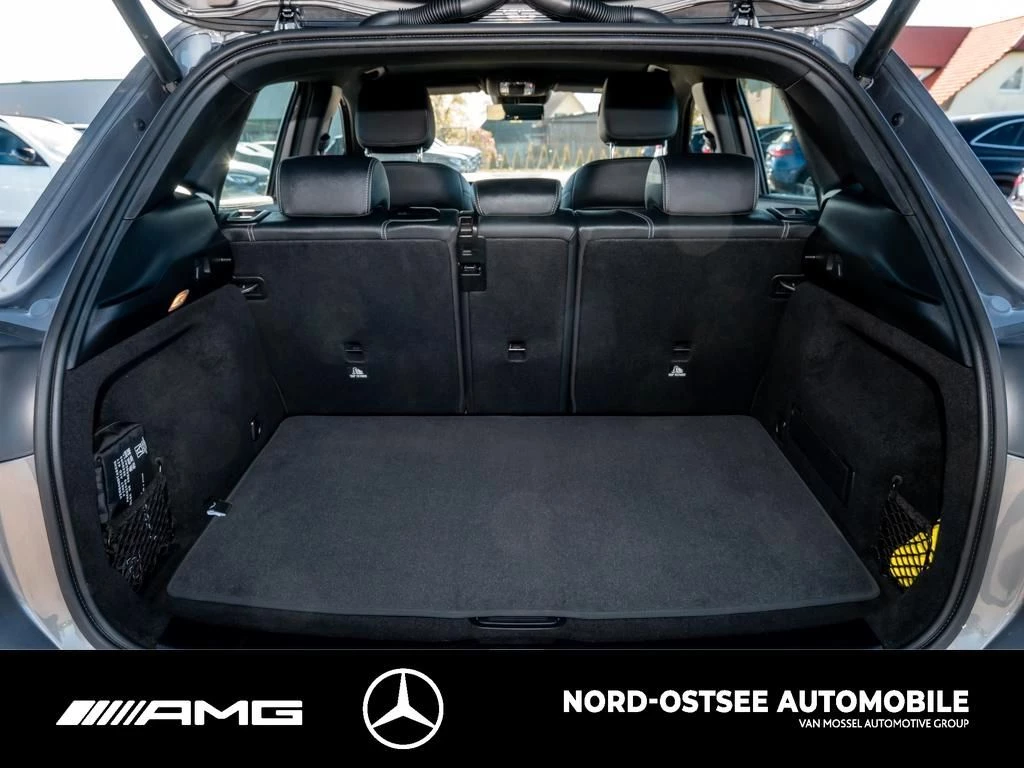 Mercedes-Benz-GLA-image-13
