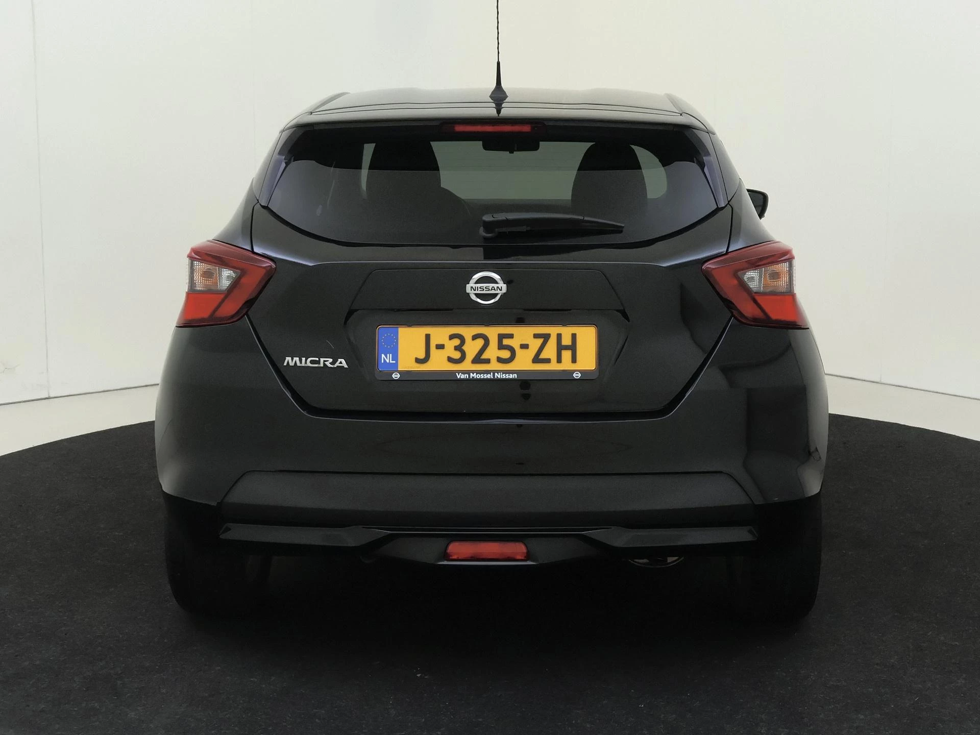 Nissan-Micra-image-6