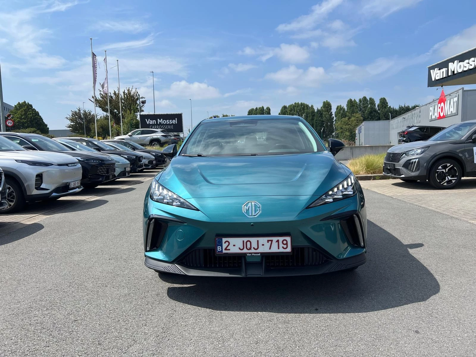 MG MG4 64 kWh Premium