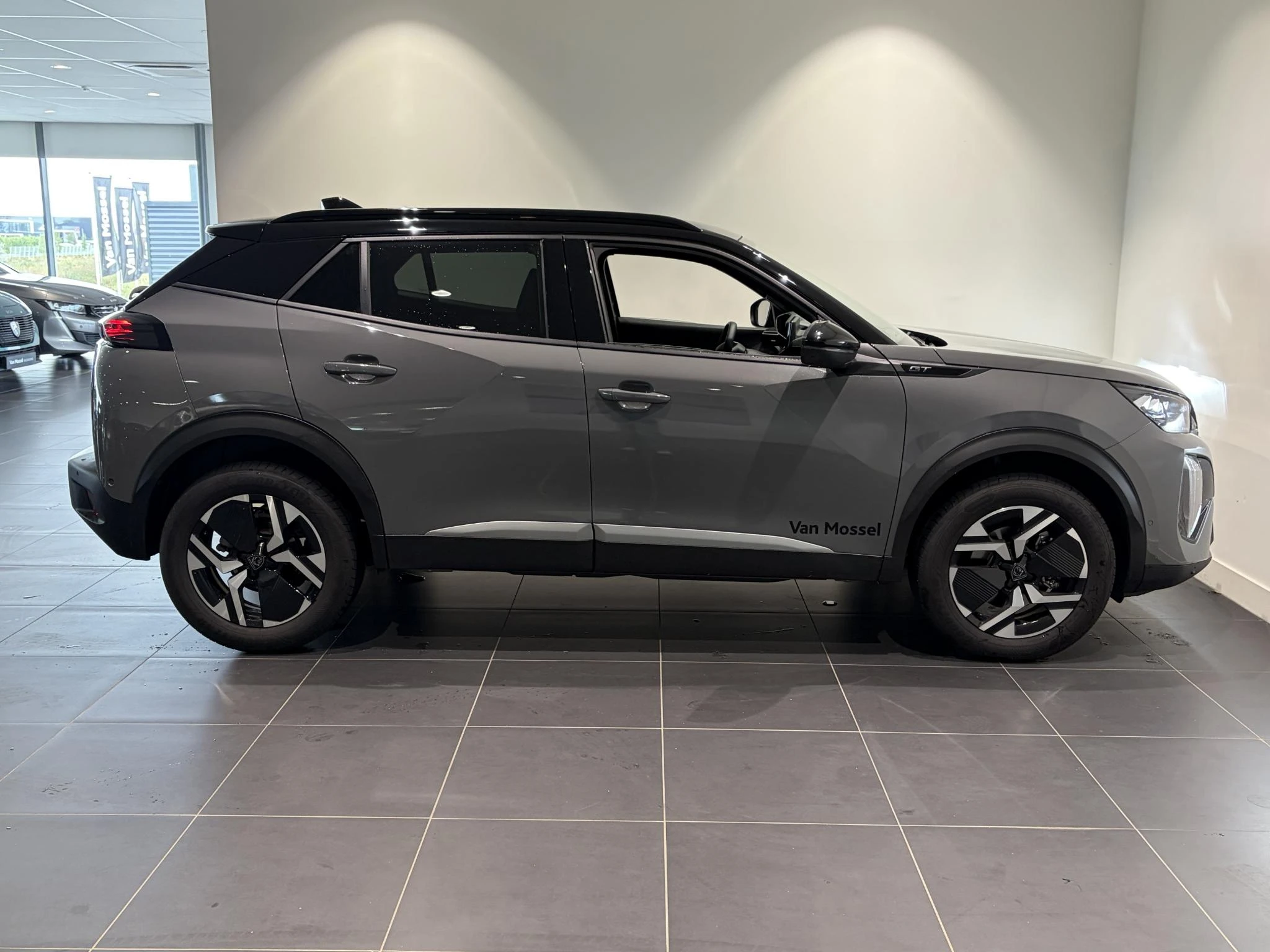 Peugeot-2008-image-5