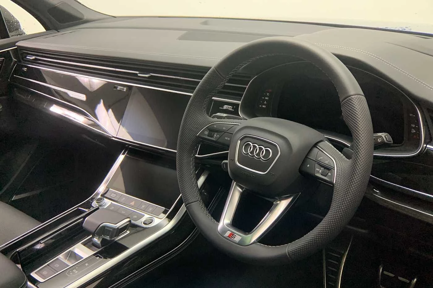 Audi-Q7-image-5