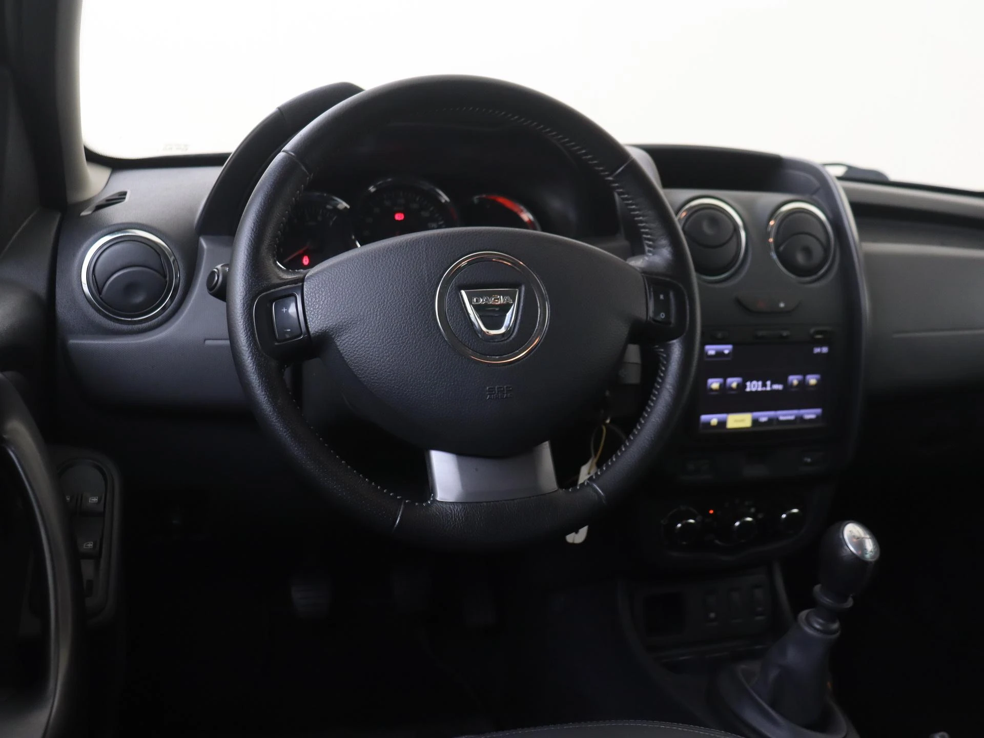 Dacia-Duster-image-9