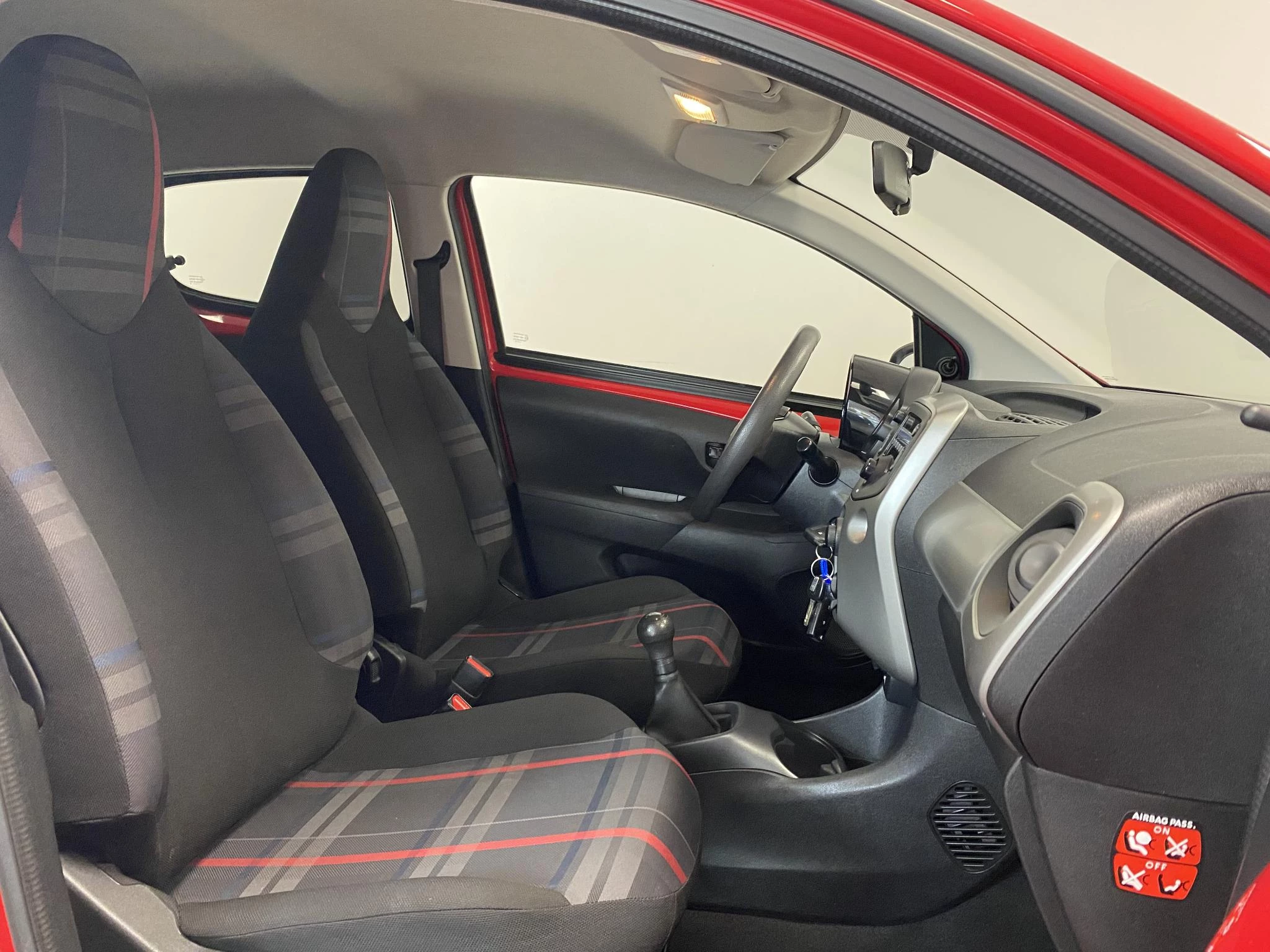 Peugeot-108-image-10