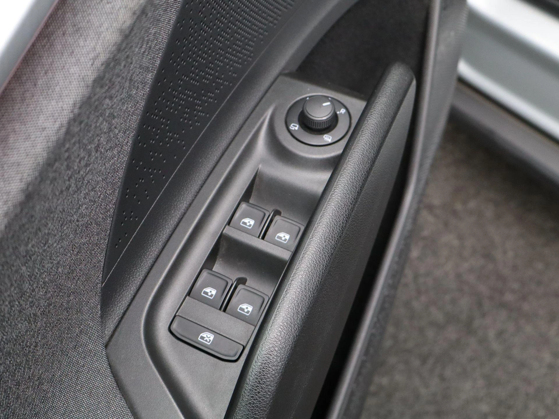 Škoda-Enyaq iV-image-24