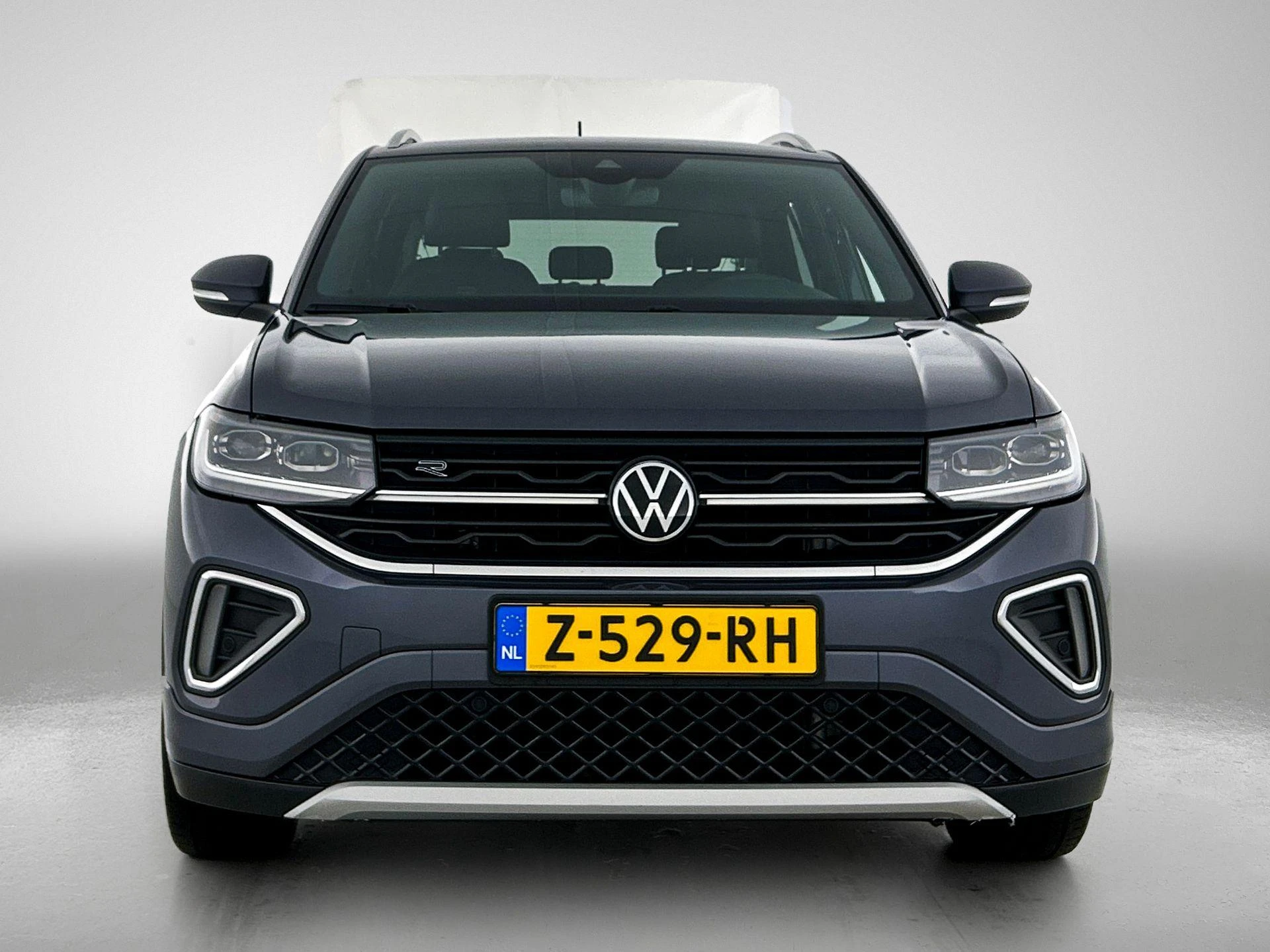 Volkswagen-T-Cross-image-4