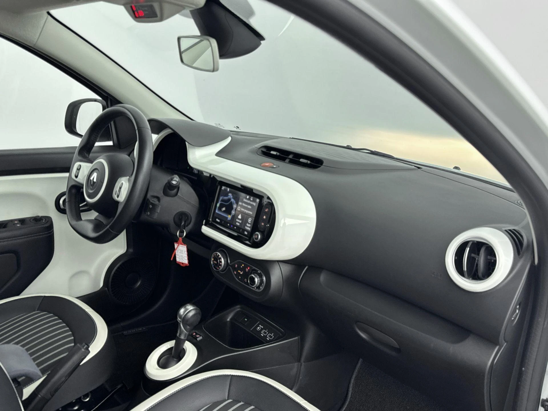 Renault Twingo Z.E. R80 Pk Intens