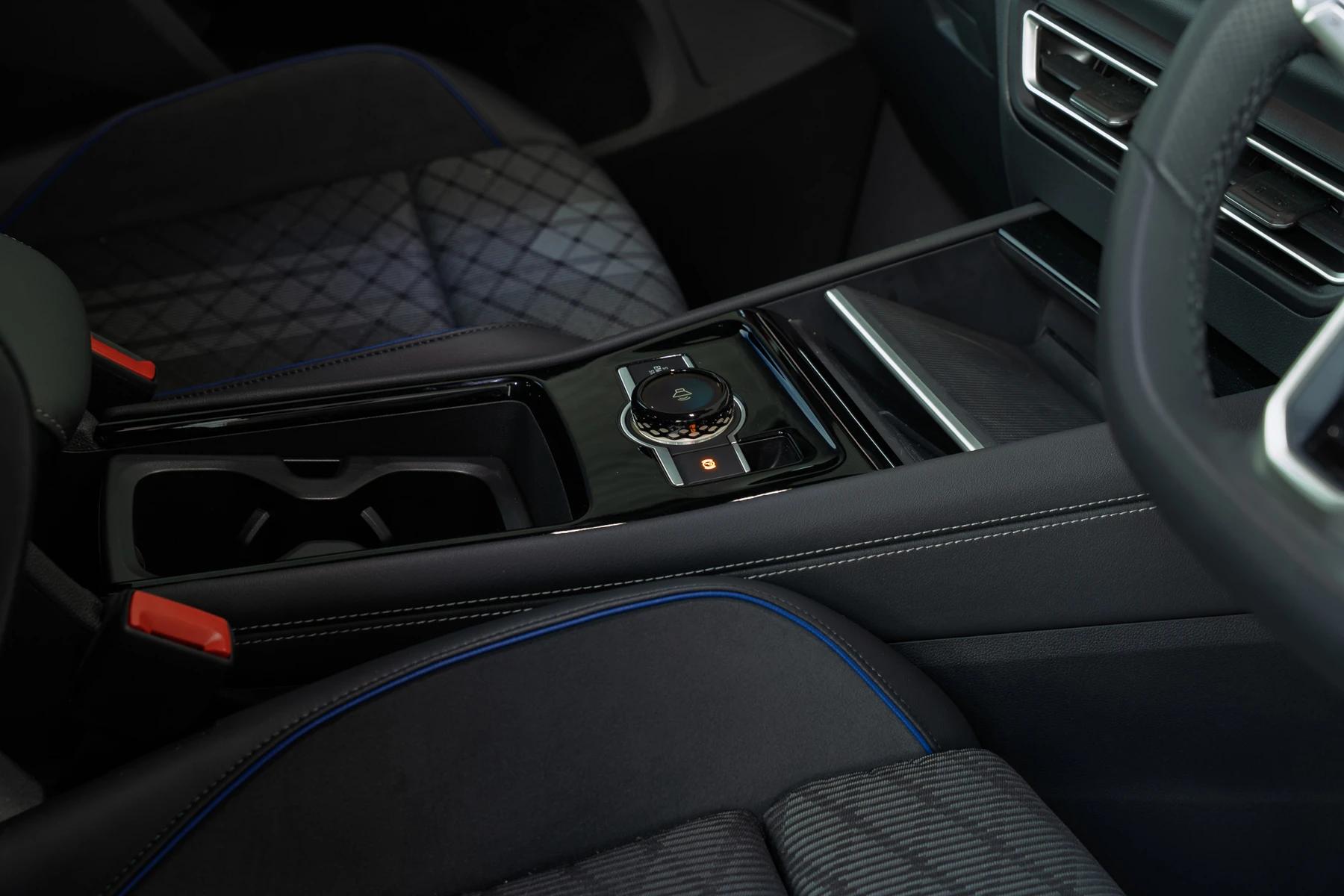 Volkswagen-Tiguan-image-45