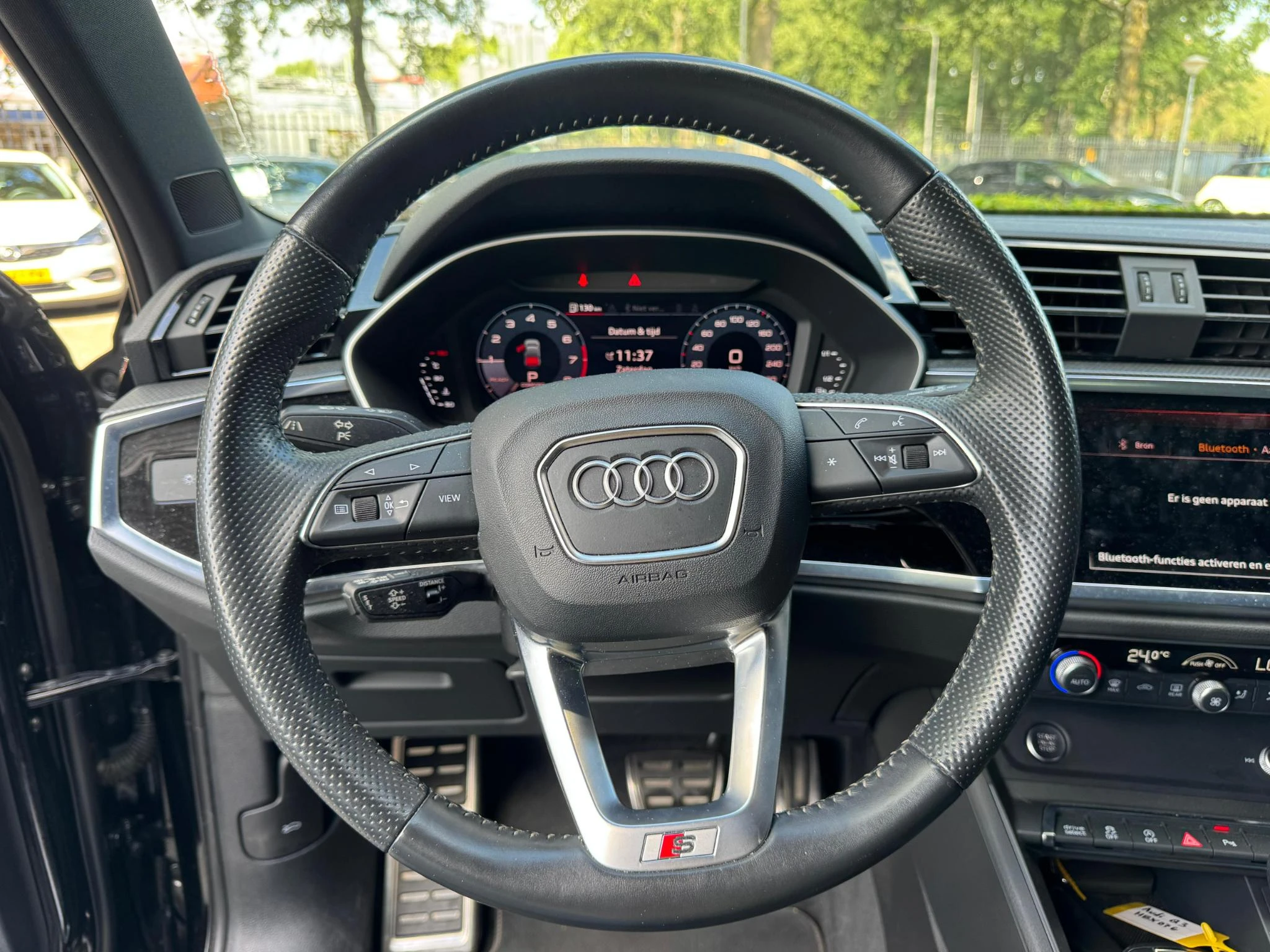 Audi-Q3-image-6