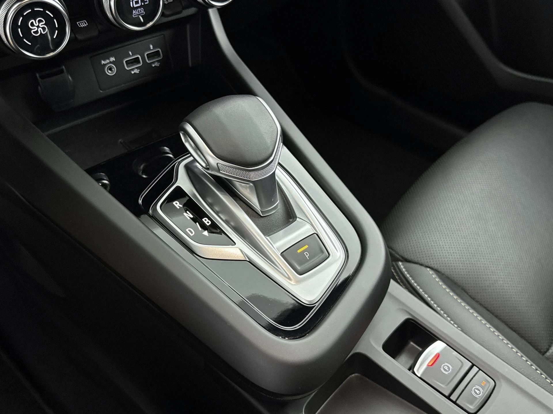 Renault-Arkana-image-13