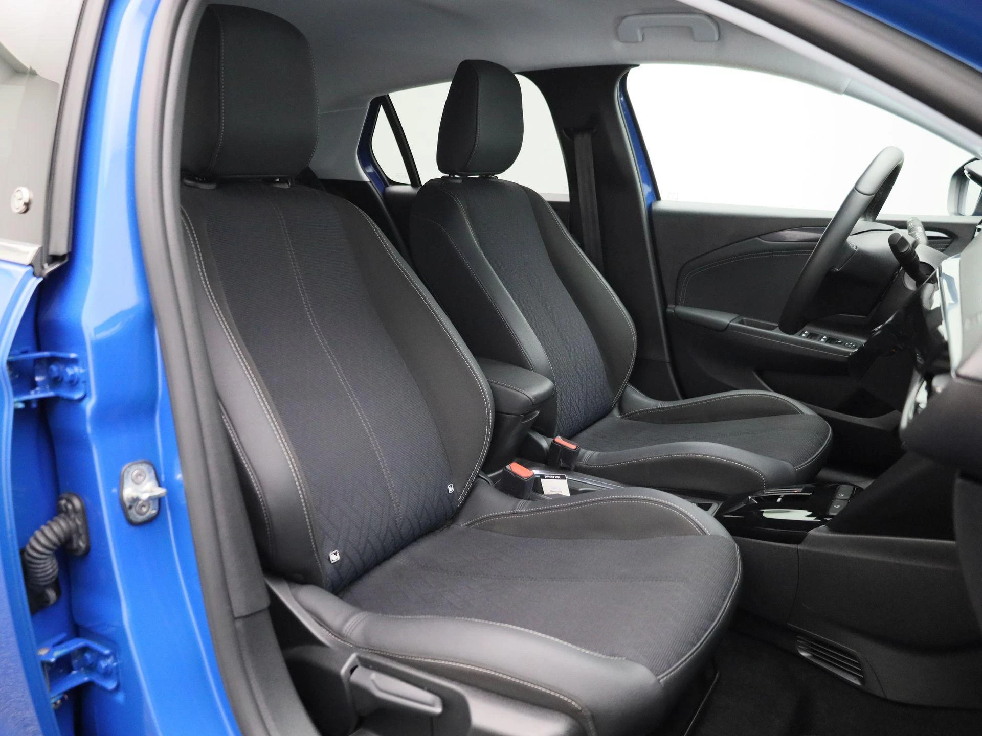 Opel-Corsa-e-image-36