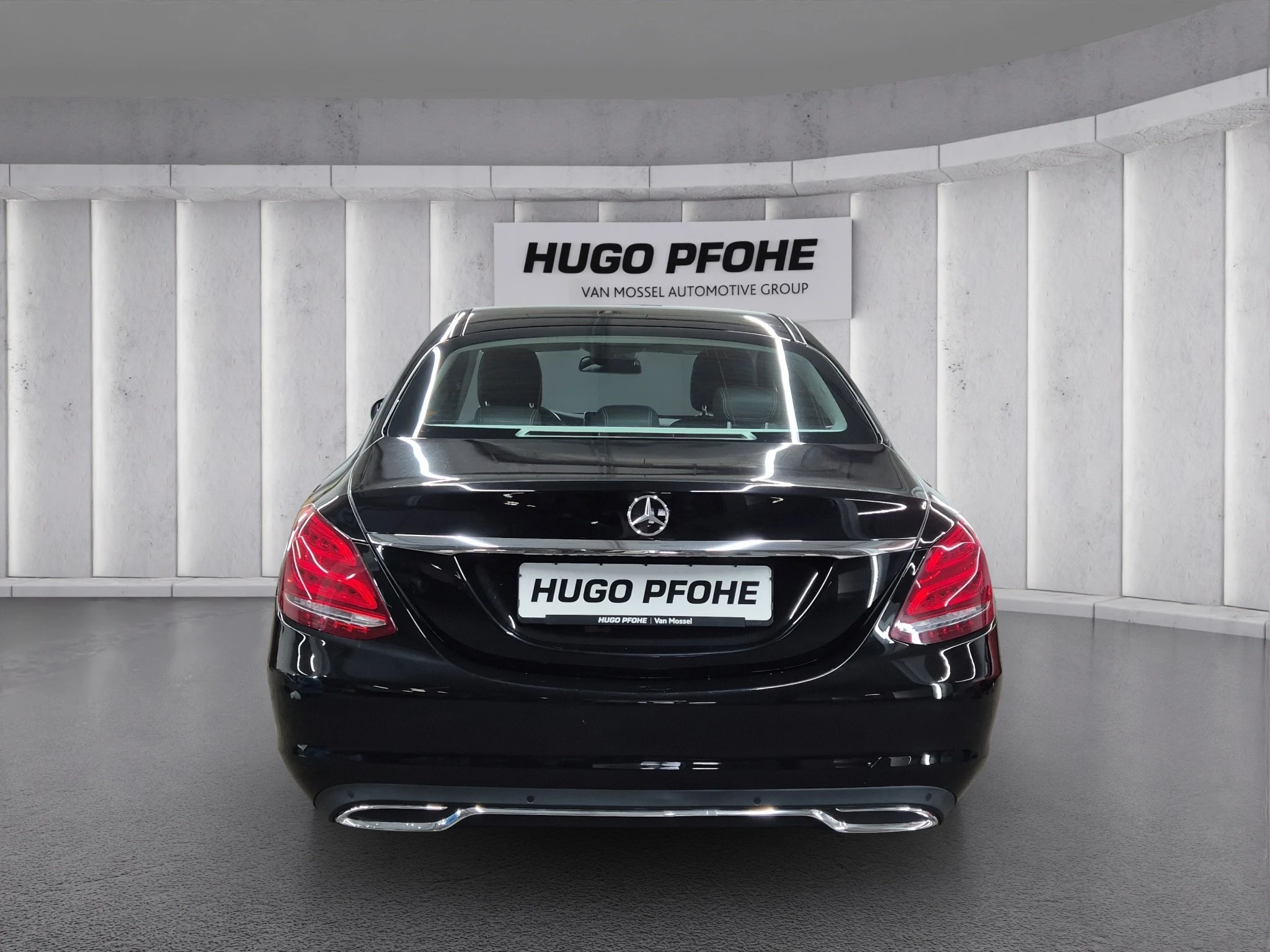 Mercedes-Benz-C-Klasse-image-3