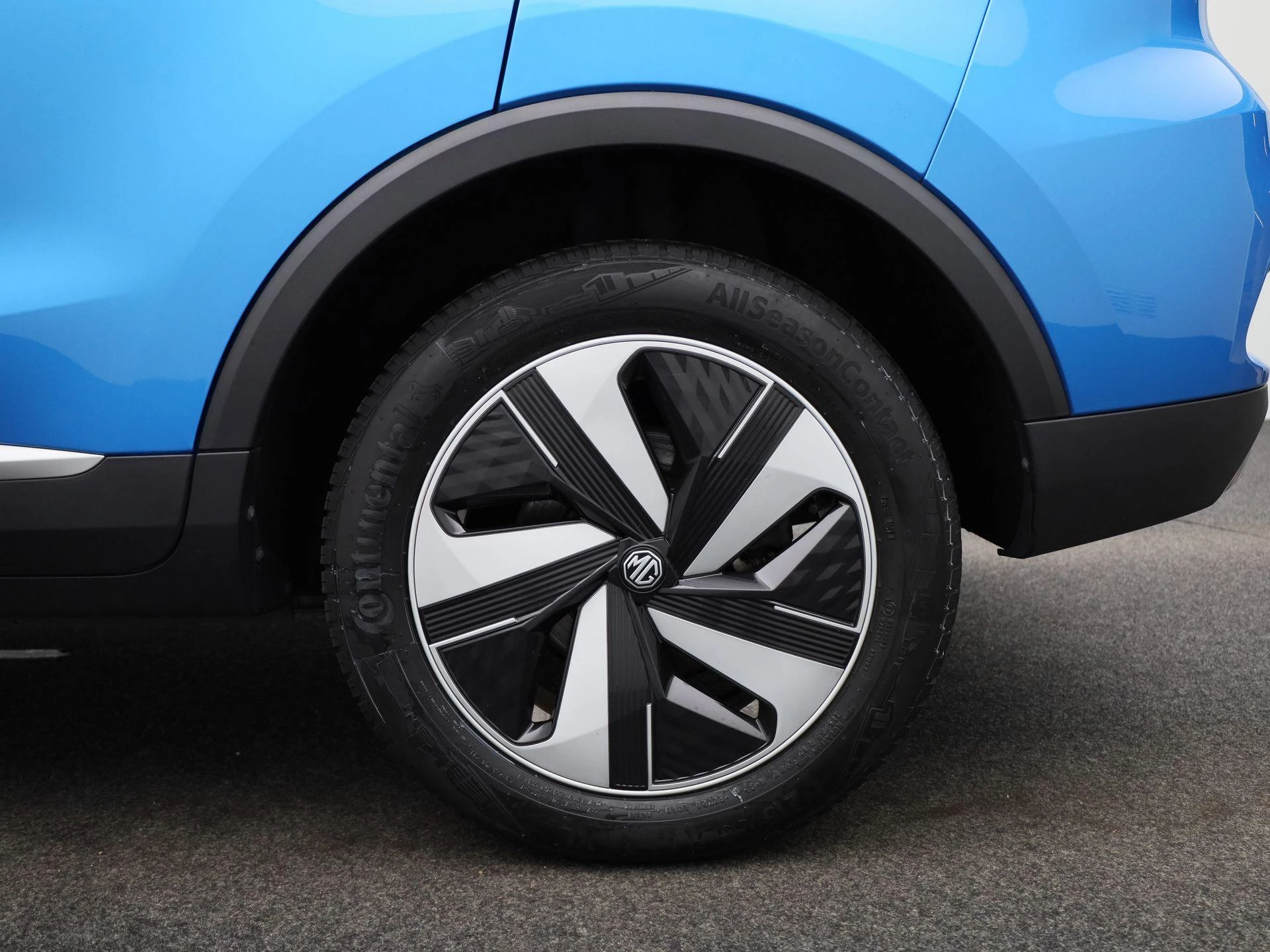 MG ZS EV Long Range Luxury 70 kWh