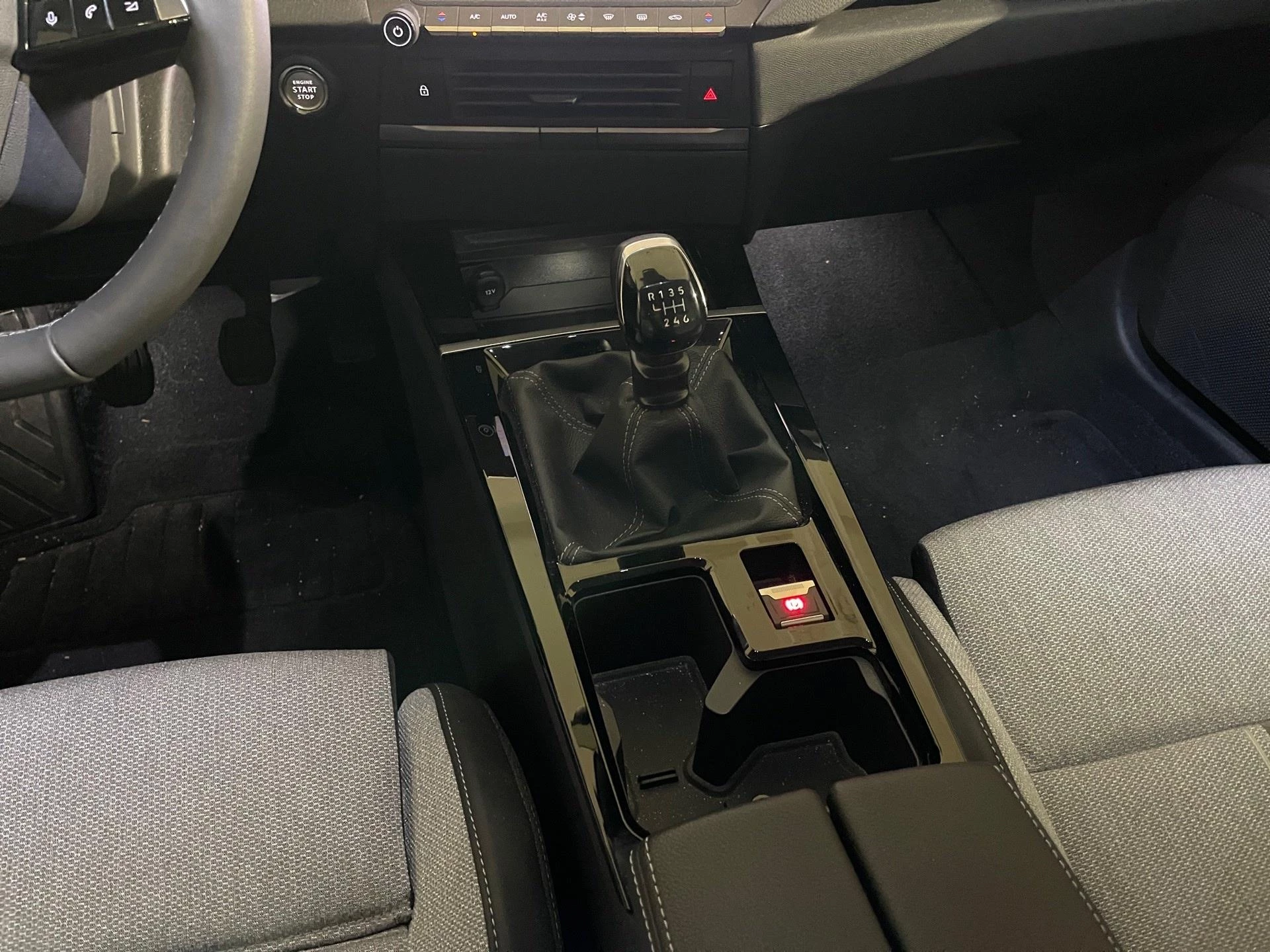 Opel Astra 1.2 Turbo 81kW S/S Elegance