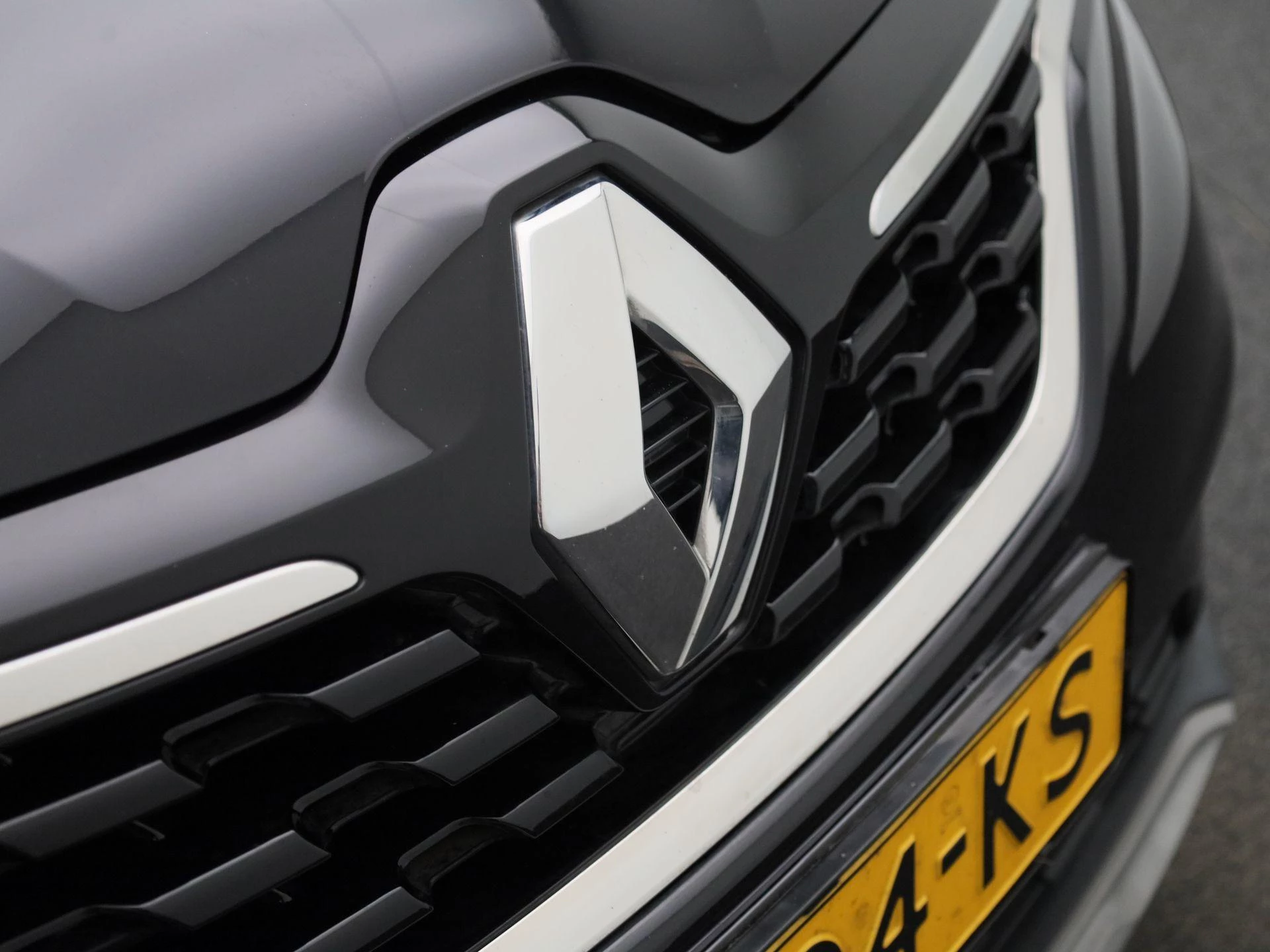 Renault-Arkana-image-32