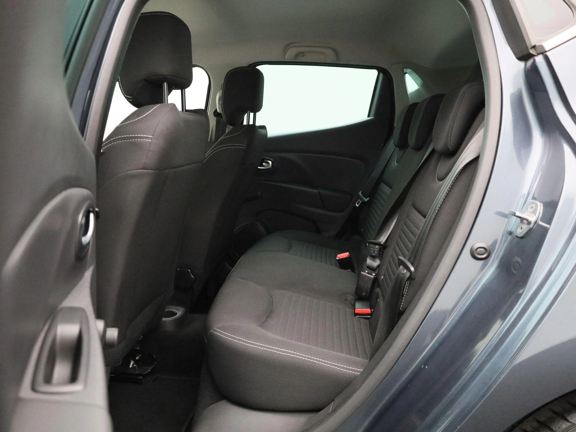 Renault-Clio-image-11