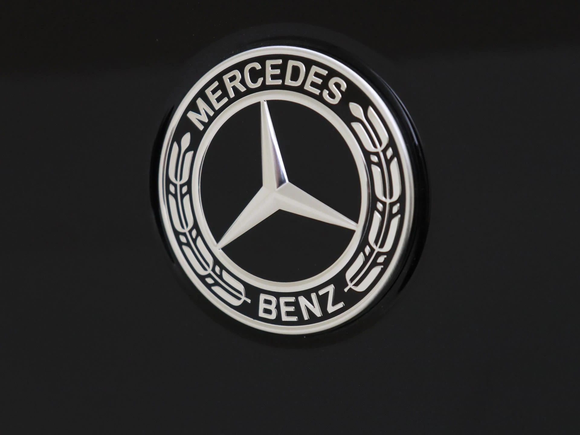 Mercedes-Benz-GLC-image-29