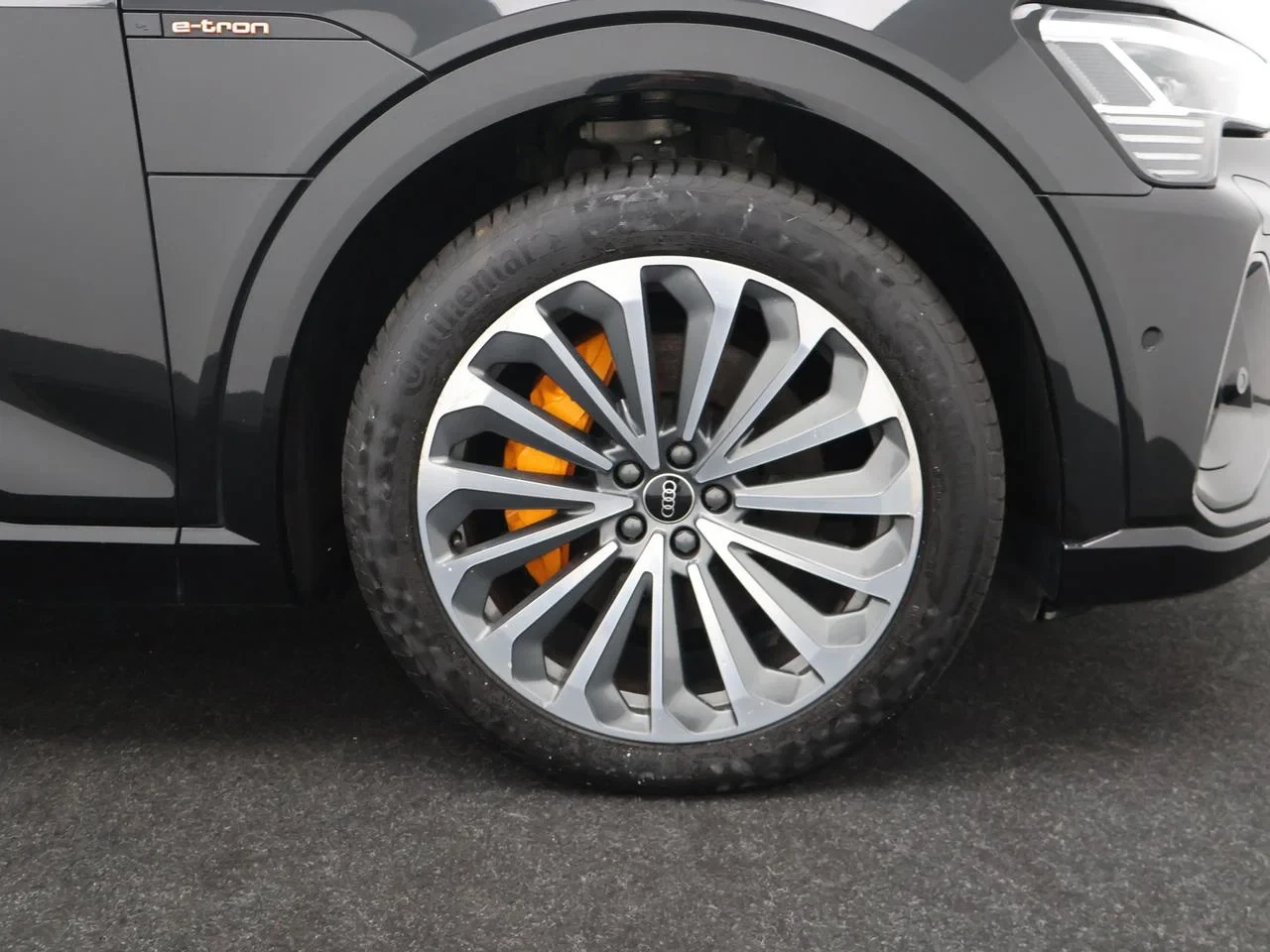 Audi-e-tron-image-7
