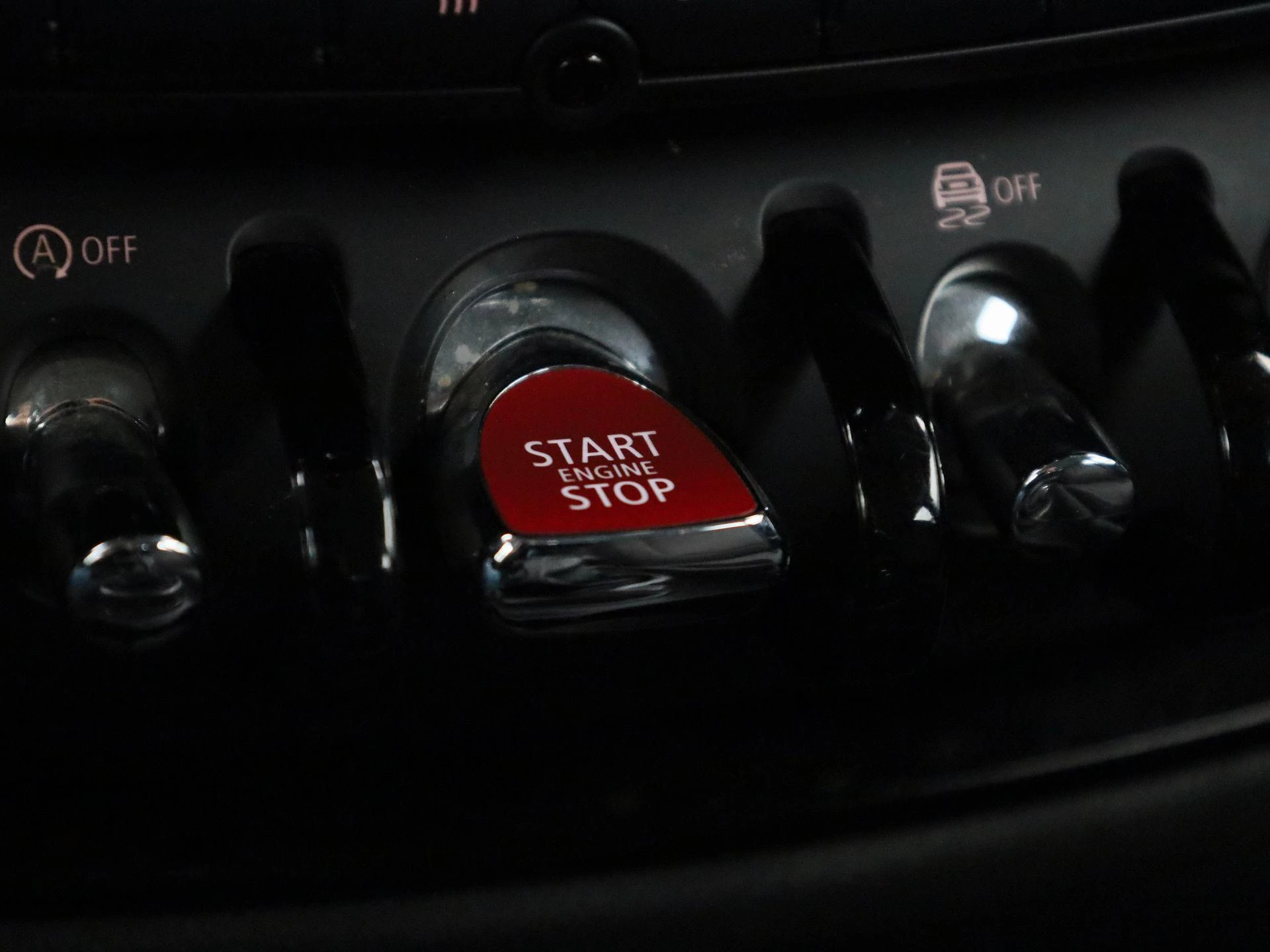 MINI Clubman Mini One D (85 kW) PDC V+A | LED | Navi