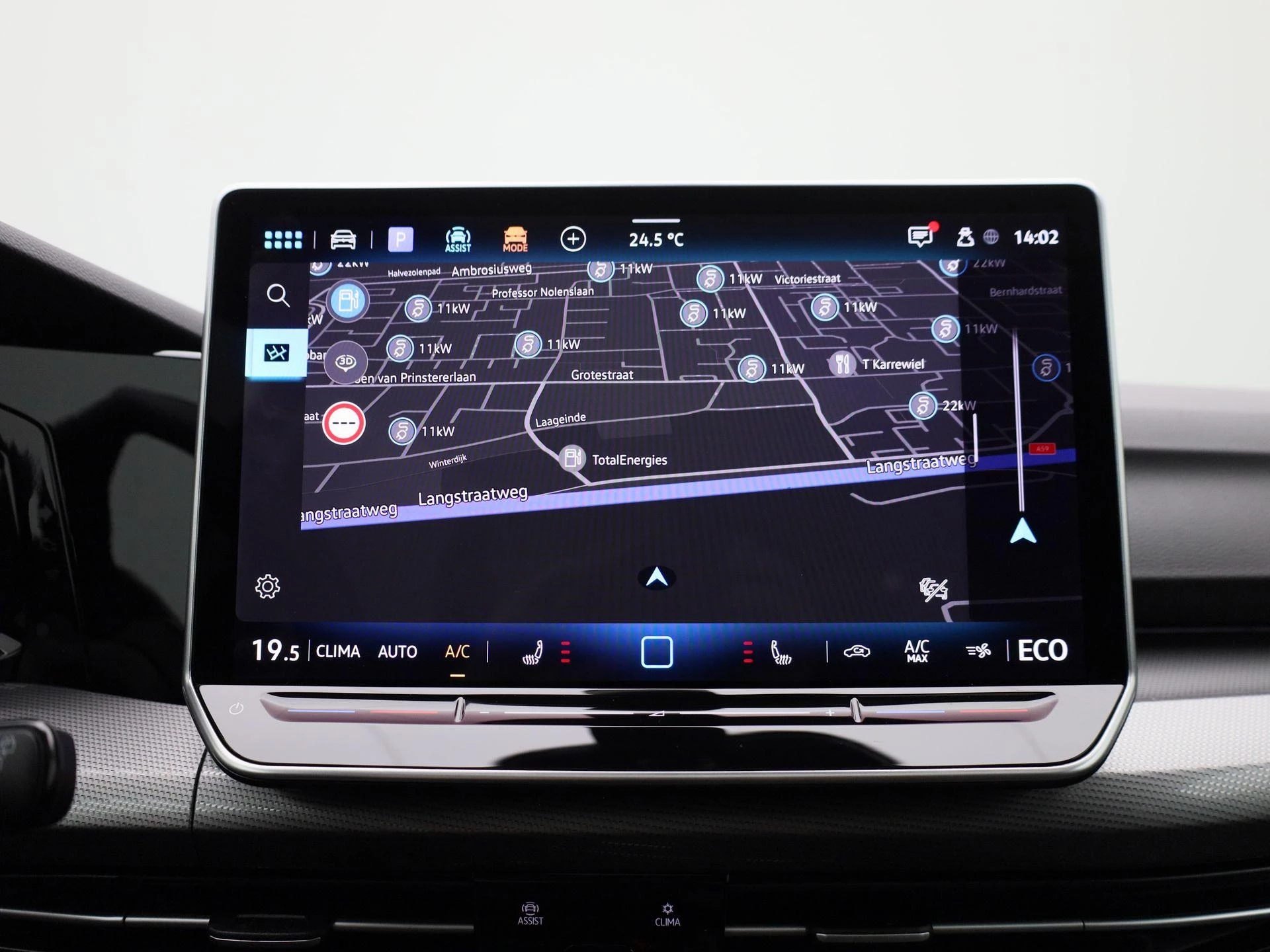 Volkswagen-Golf-image-14