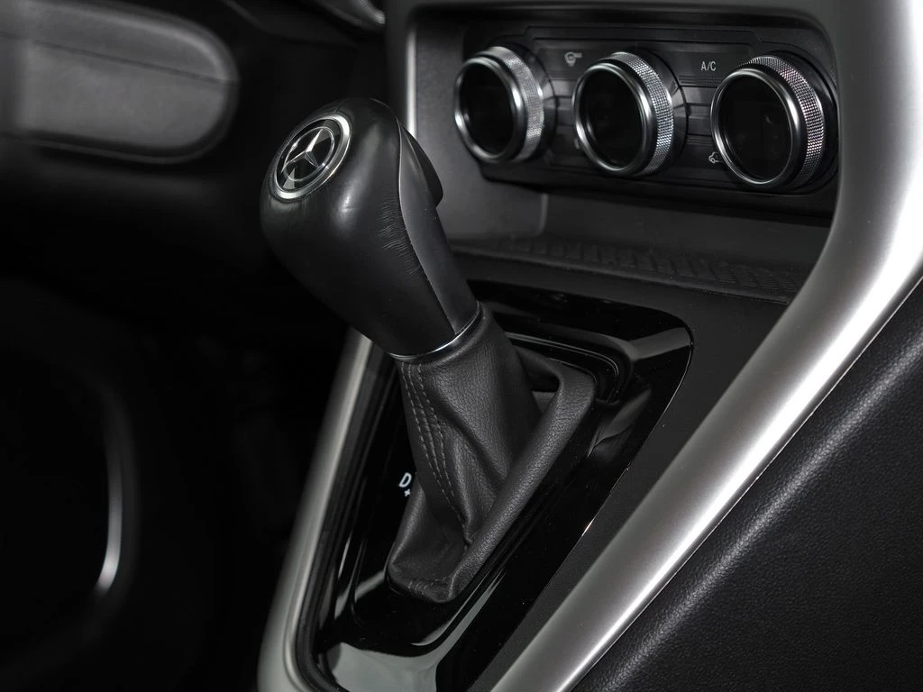 Mercedes-Benz-T-Klasse 180 d-image-10
