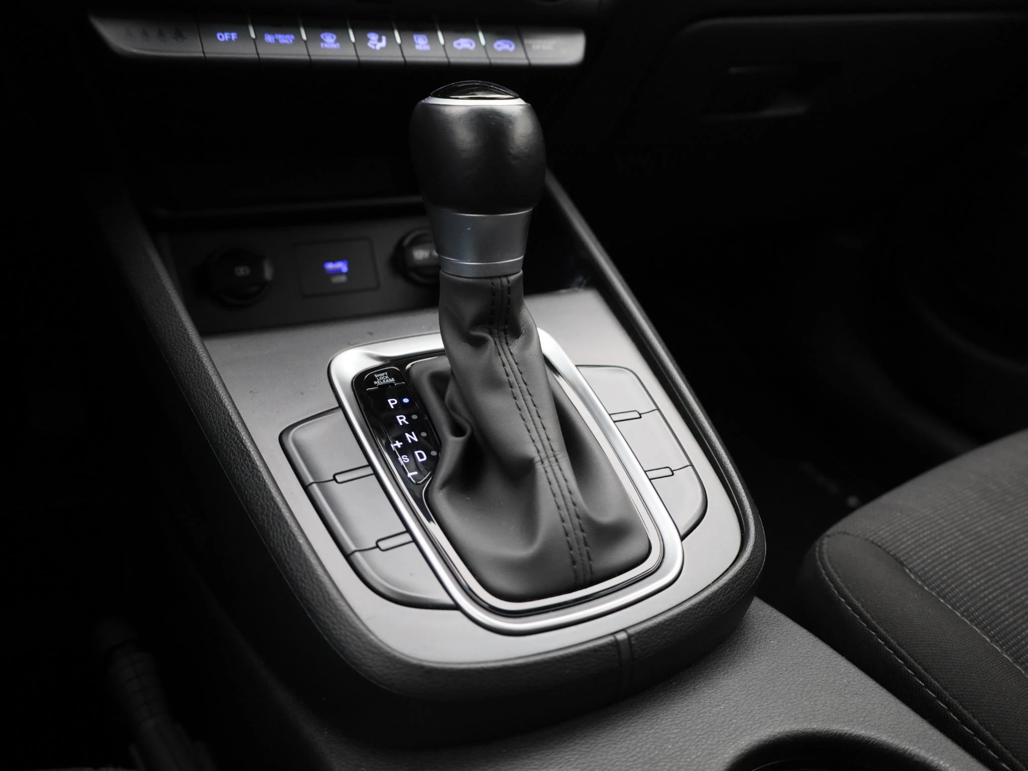 Hyundai-Kona-image-19
