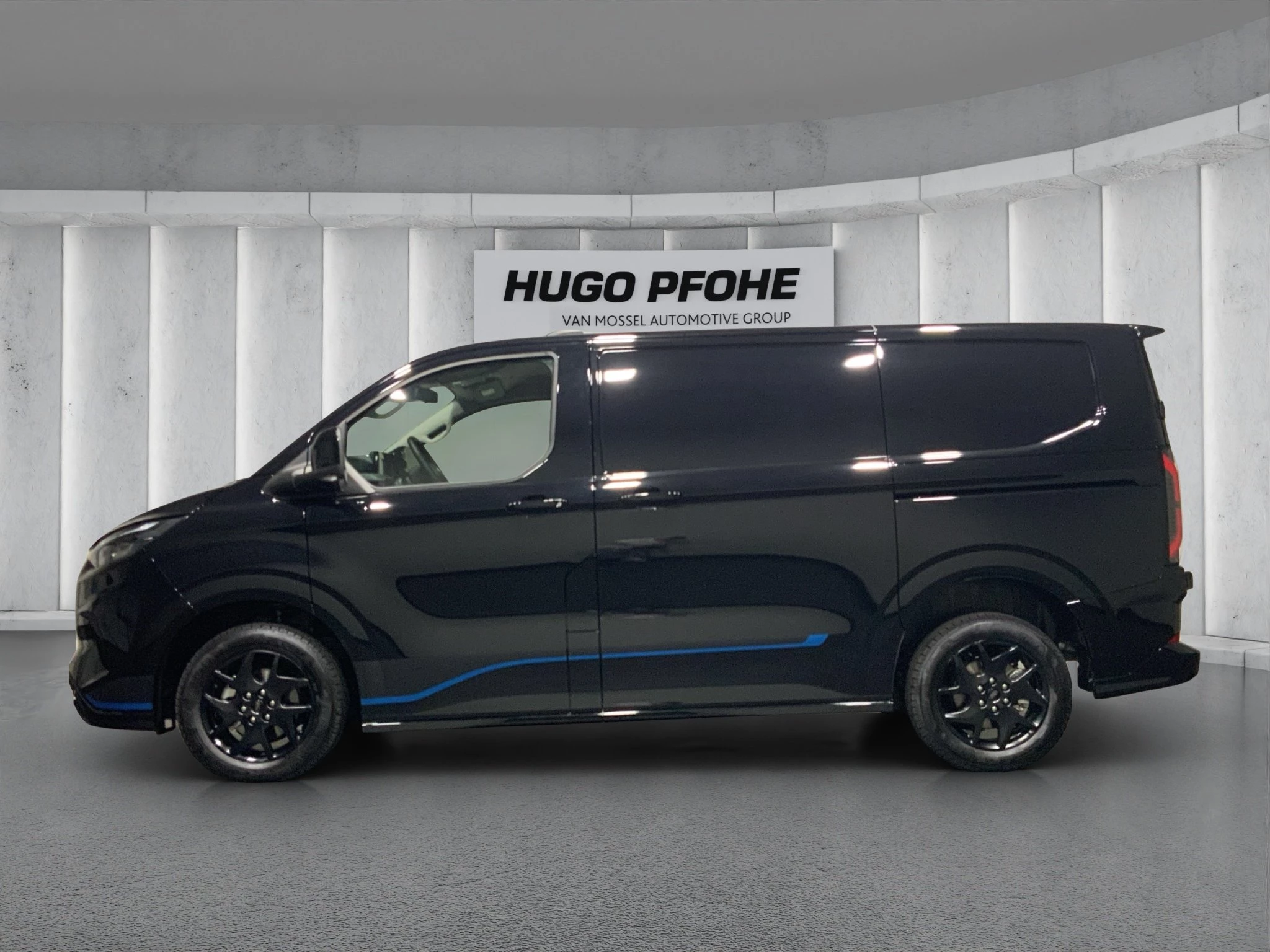 Ford-Transit Custom-image-1