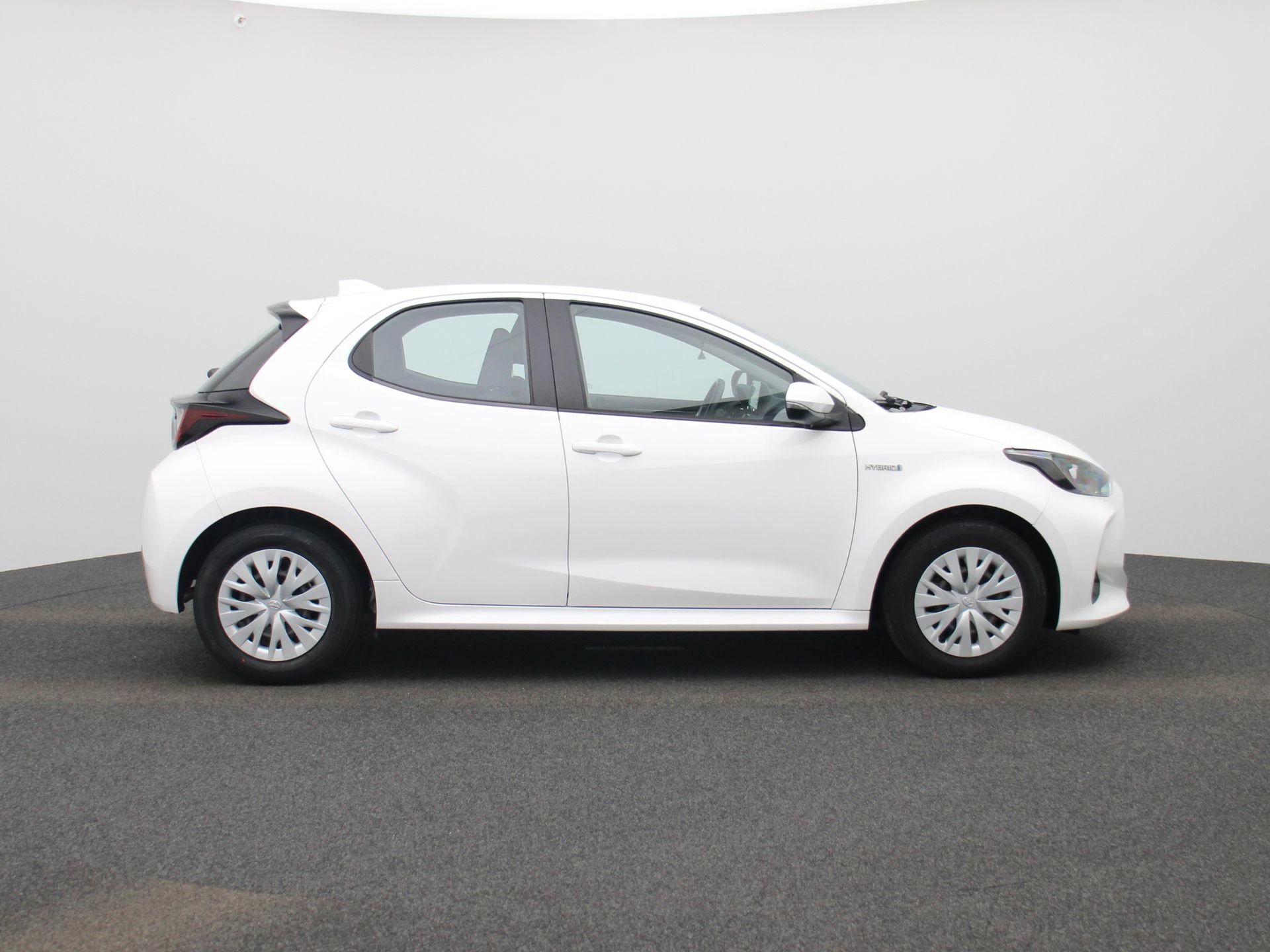 Toyota-Yaris-image-5