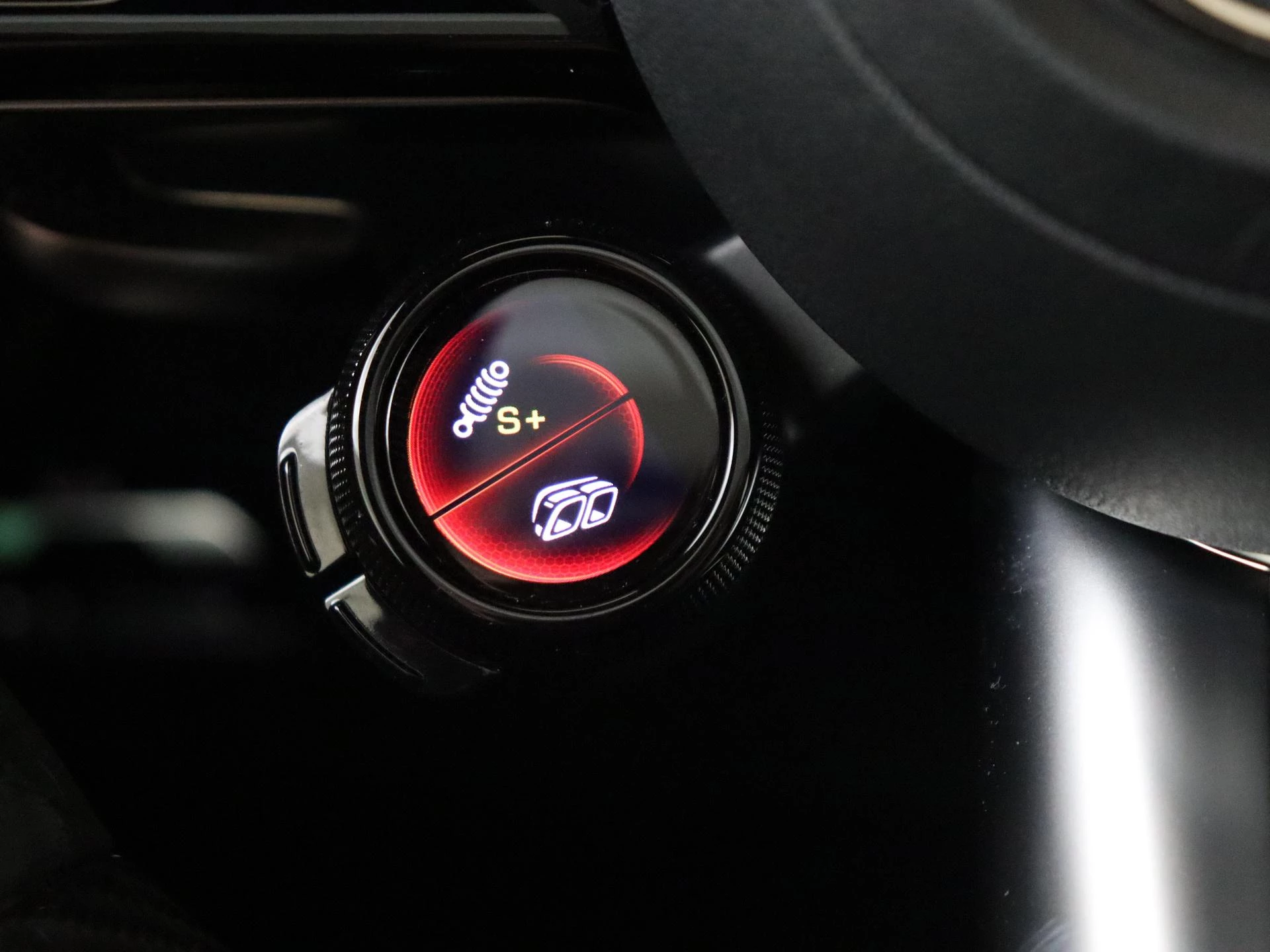 Mercedes-Benz-CLE-image-21