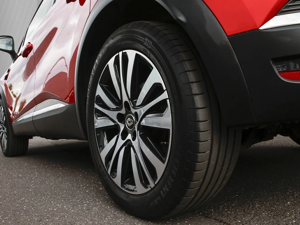 Renault Captur II 1.6 E-TECH Initiale Paris Navi Bose