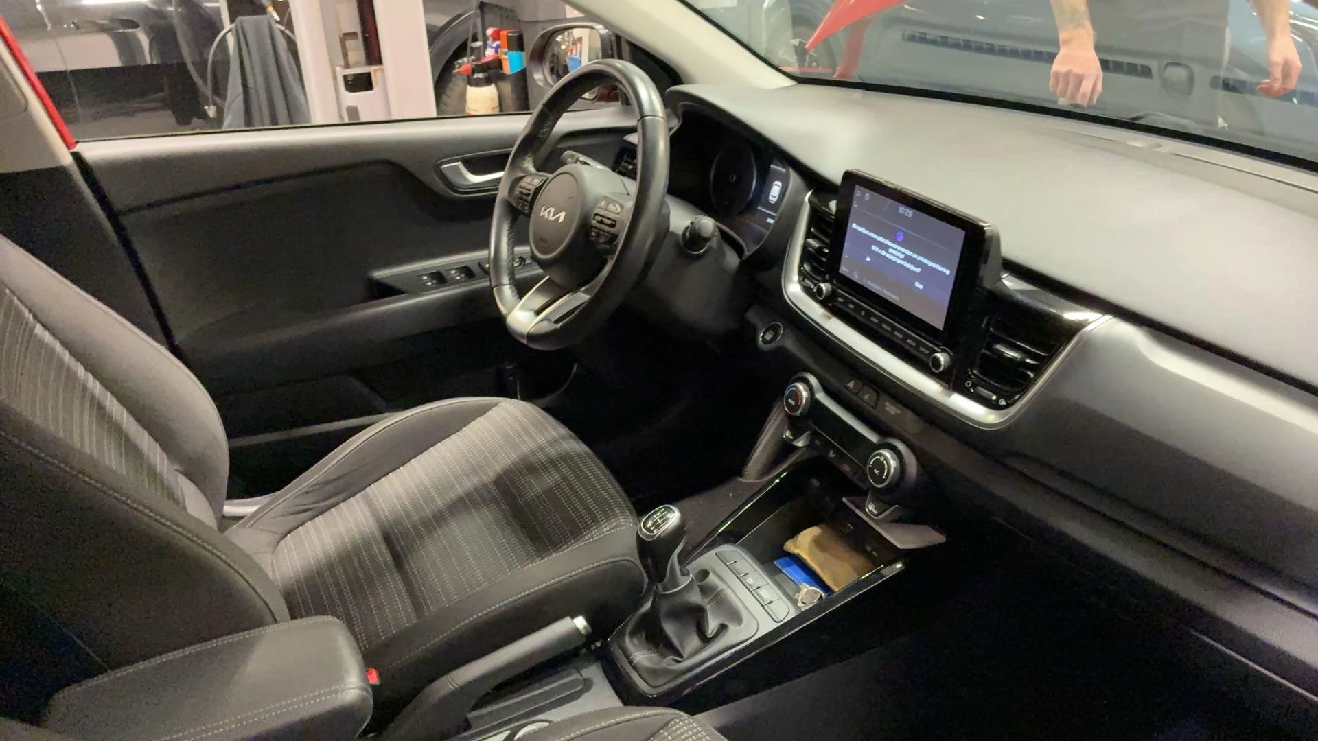 Kia-Stonic-image-5