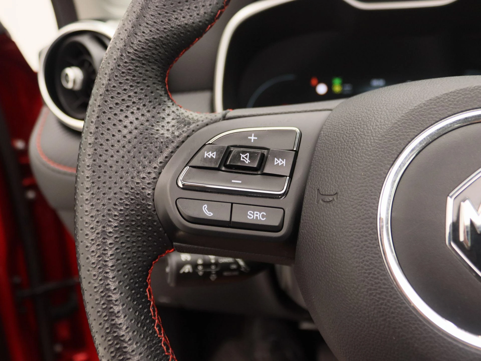 MG ZS EV Long Range Luxury 70 kWh