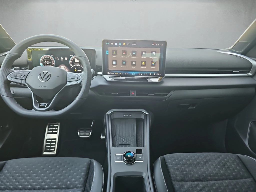 Volkswagen T-Roc 1.5l eTSI DSG R-Line"Black Style" *AHK*LED