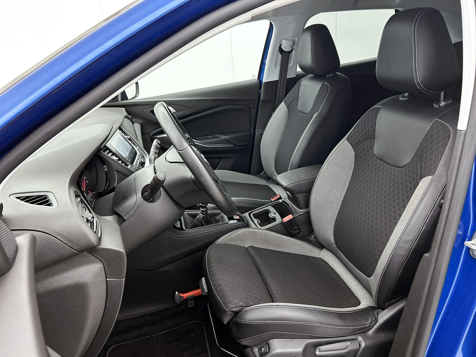 Opel Grandland X 1.2 Turbo Business +