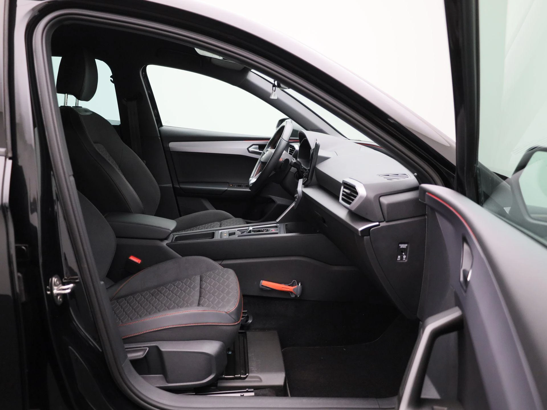 SEAT-Leon-image-33