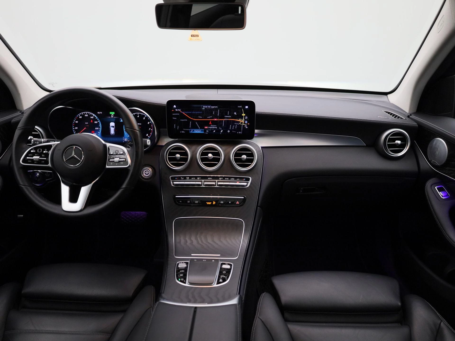 Mercedes-Benz GLC 300 4MATIC Premium Plus