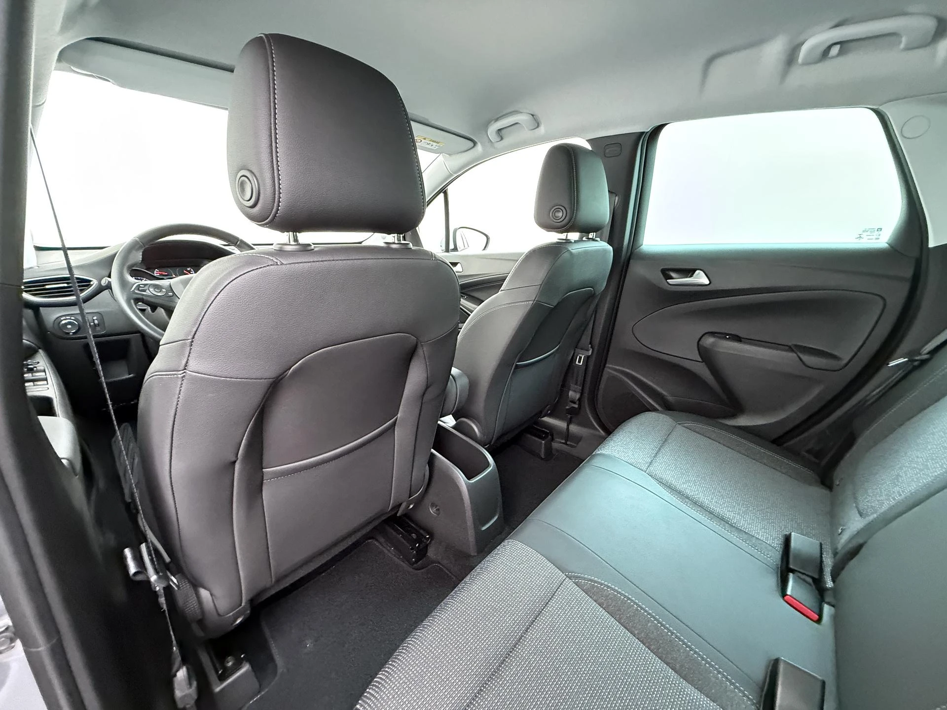 Opel-Crossland-image-18