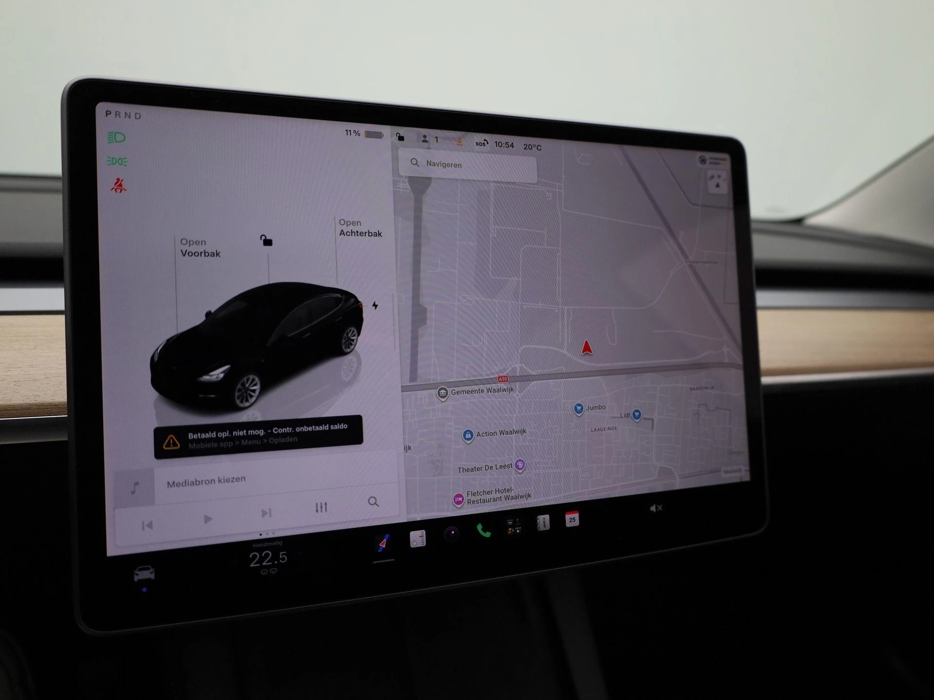 Tesla-Model 3-image-21