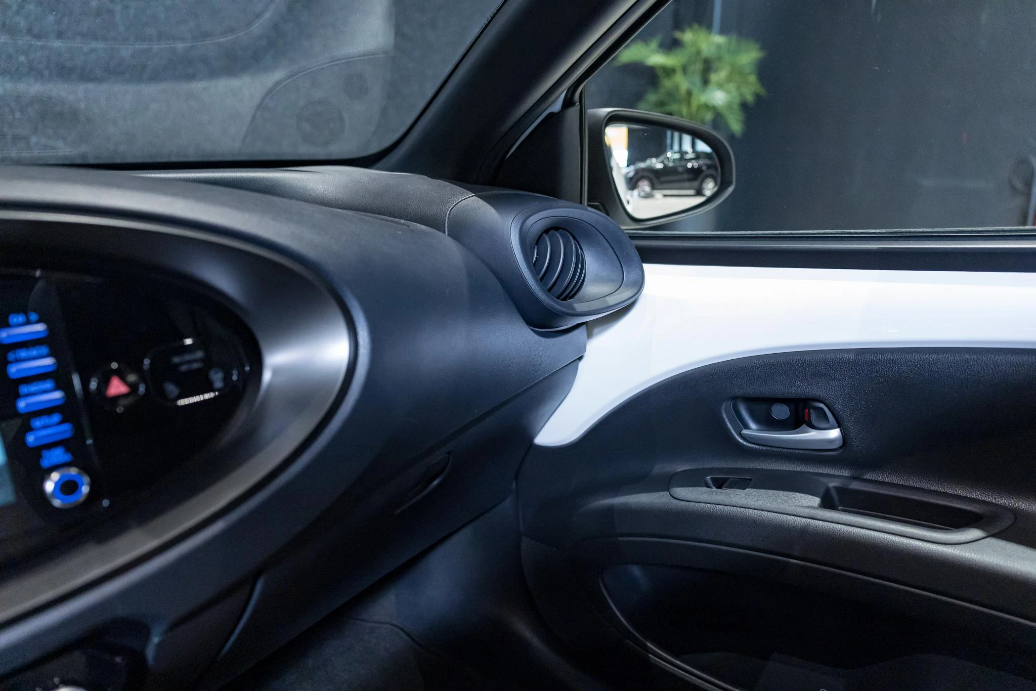Toyota-Aygo-image-28