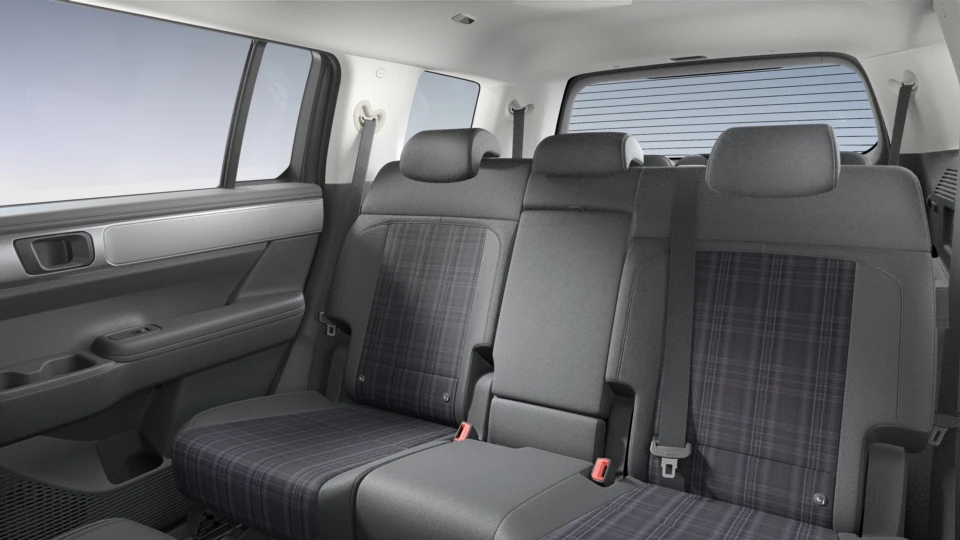 Hyundai-Santa Fe-image-6