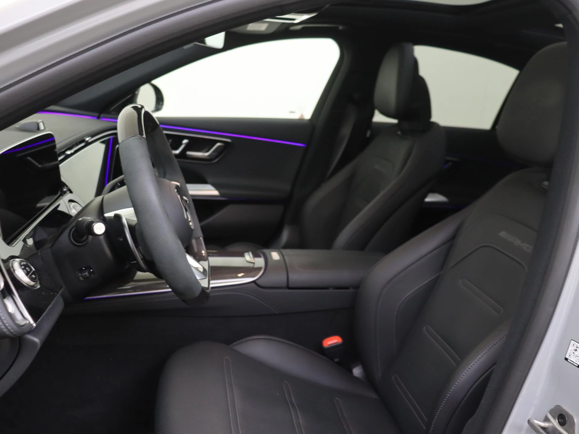 Mercedes-Benz-E-Klasse-image-17