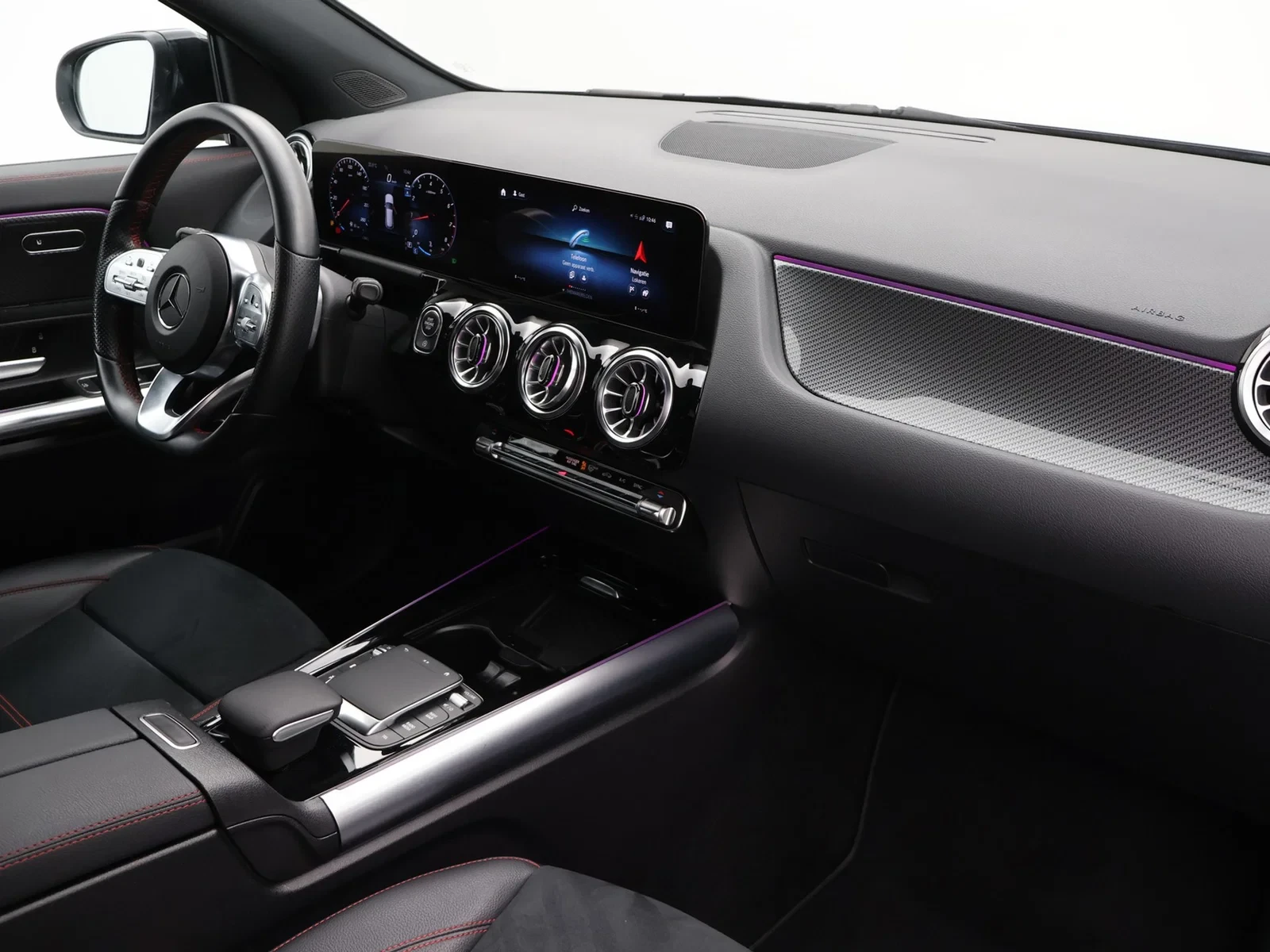 Mercedes-Benz GLA Classe (H247) AMG Line 163PK *AUTOMAAT*LEDER*ALCANTARA*CAMERA*PDC*CRUISE*APP-CONNECT*NAVI*KEYLESS GO*...*