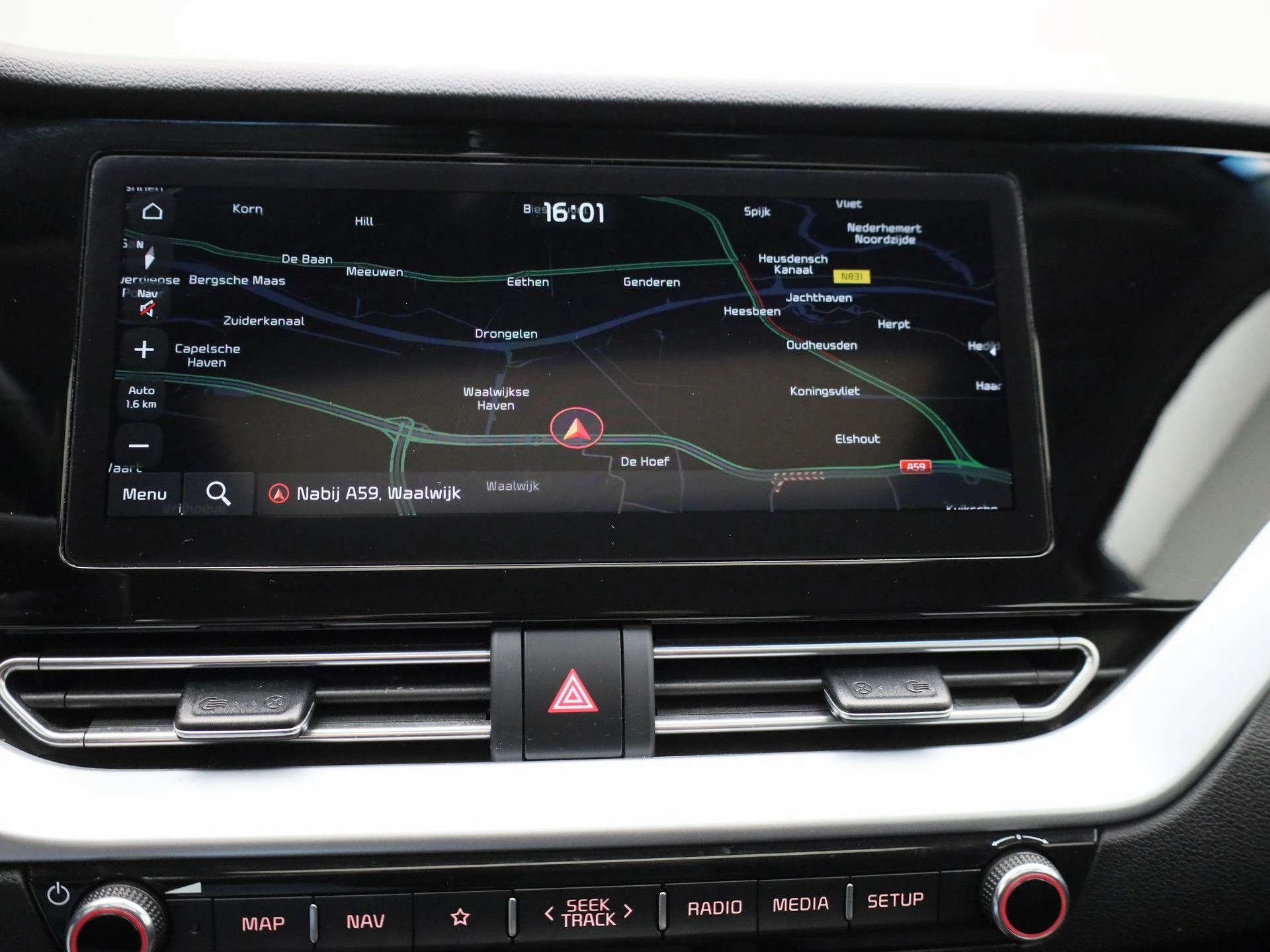 Kia-Niro-image-13