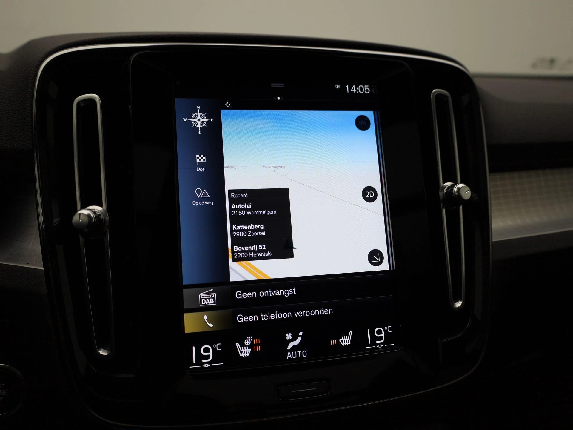 Volvo-XC40-image-20