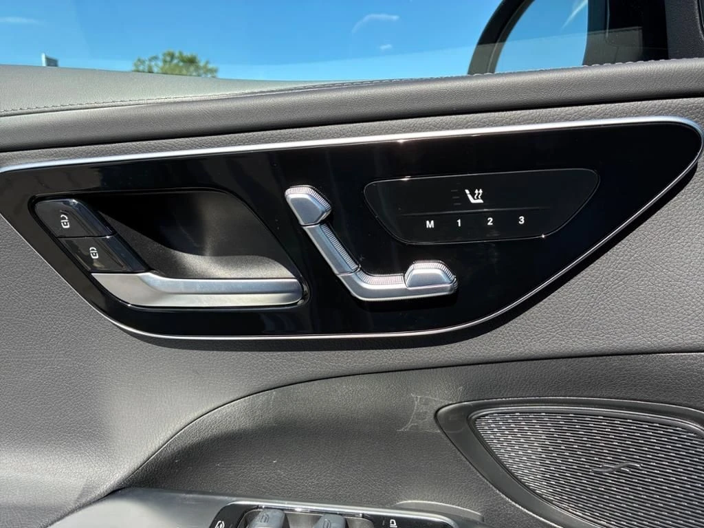Mercedes-Benz-C-Klasse 200-image-8