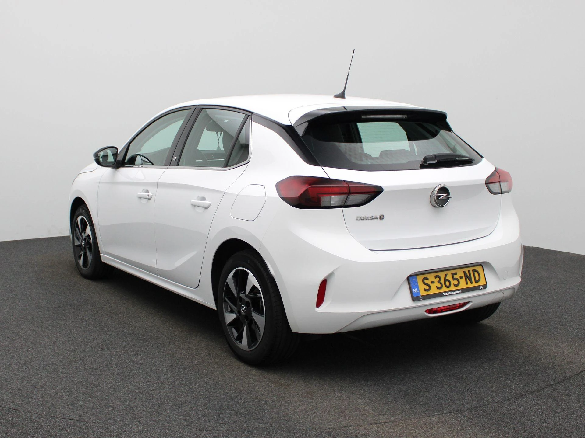 Opel-Corsa-e-image-3