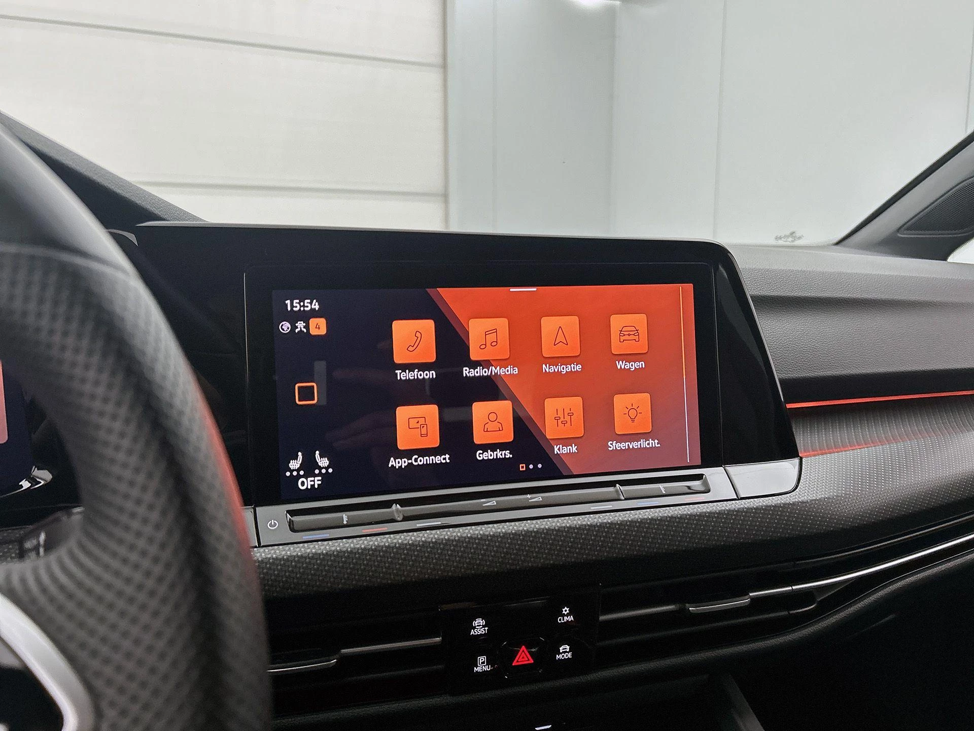 Volkswagen-Golf-image-6